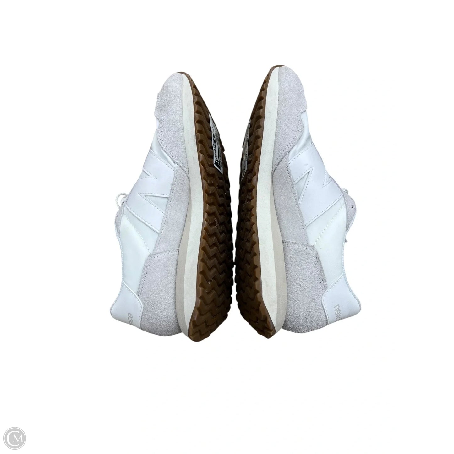 Shoes Athletic By New Balance In White, Size: 8.5