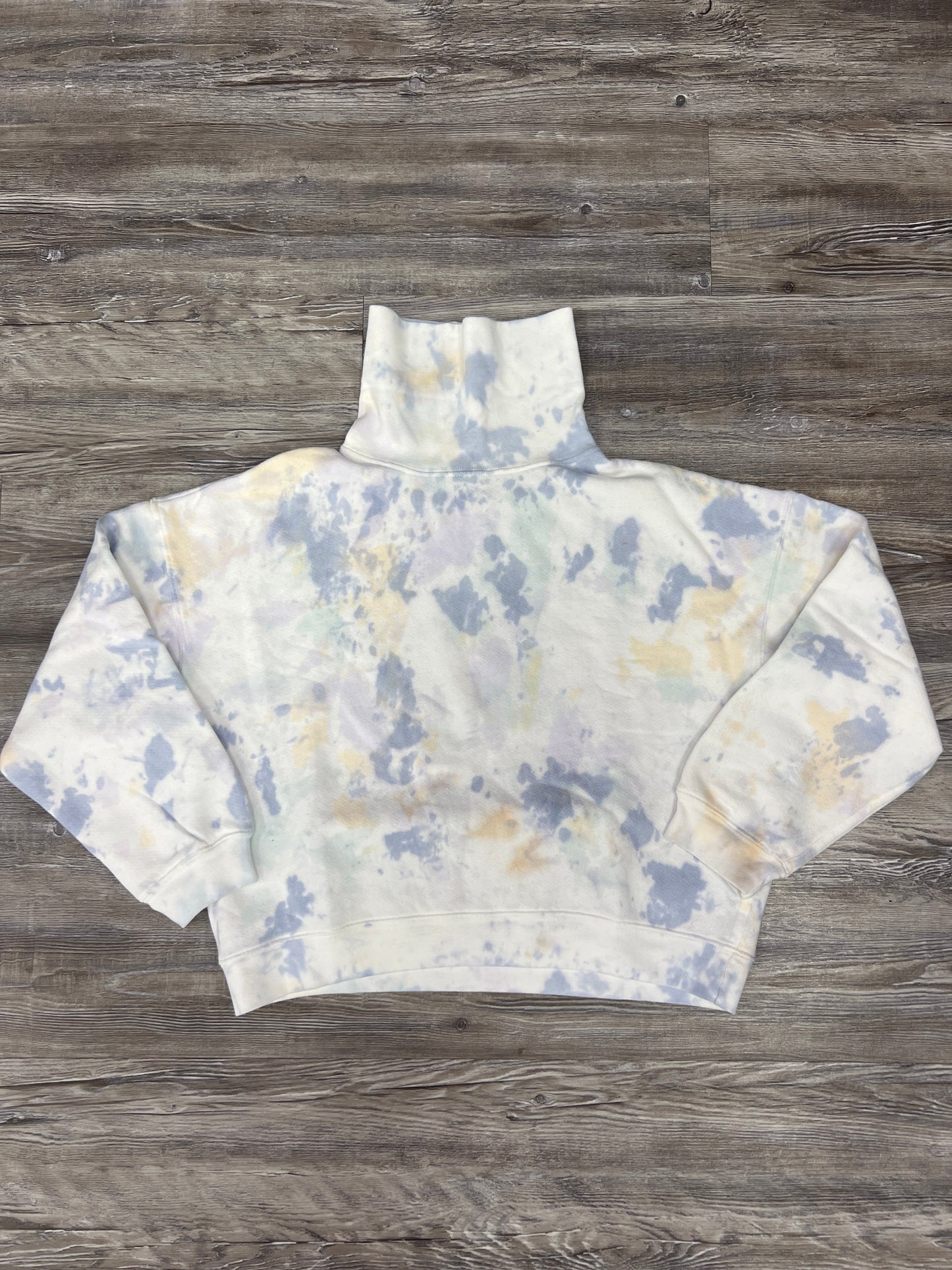 Sweatshirt Crewneck By Amo Size: M