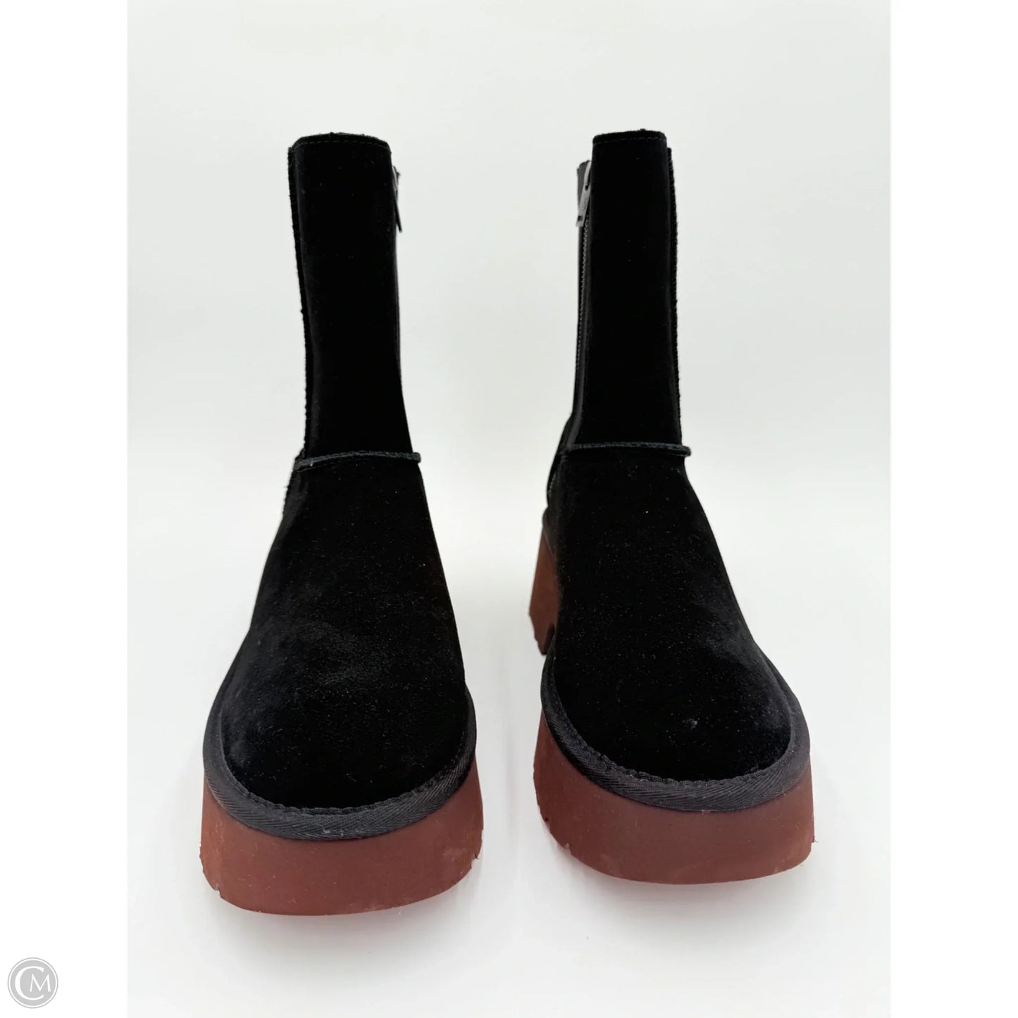 Boots Designer By Ugg In Black, Size: 10