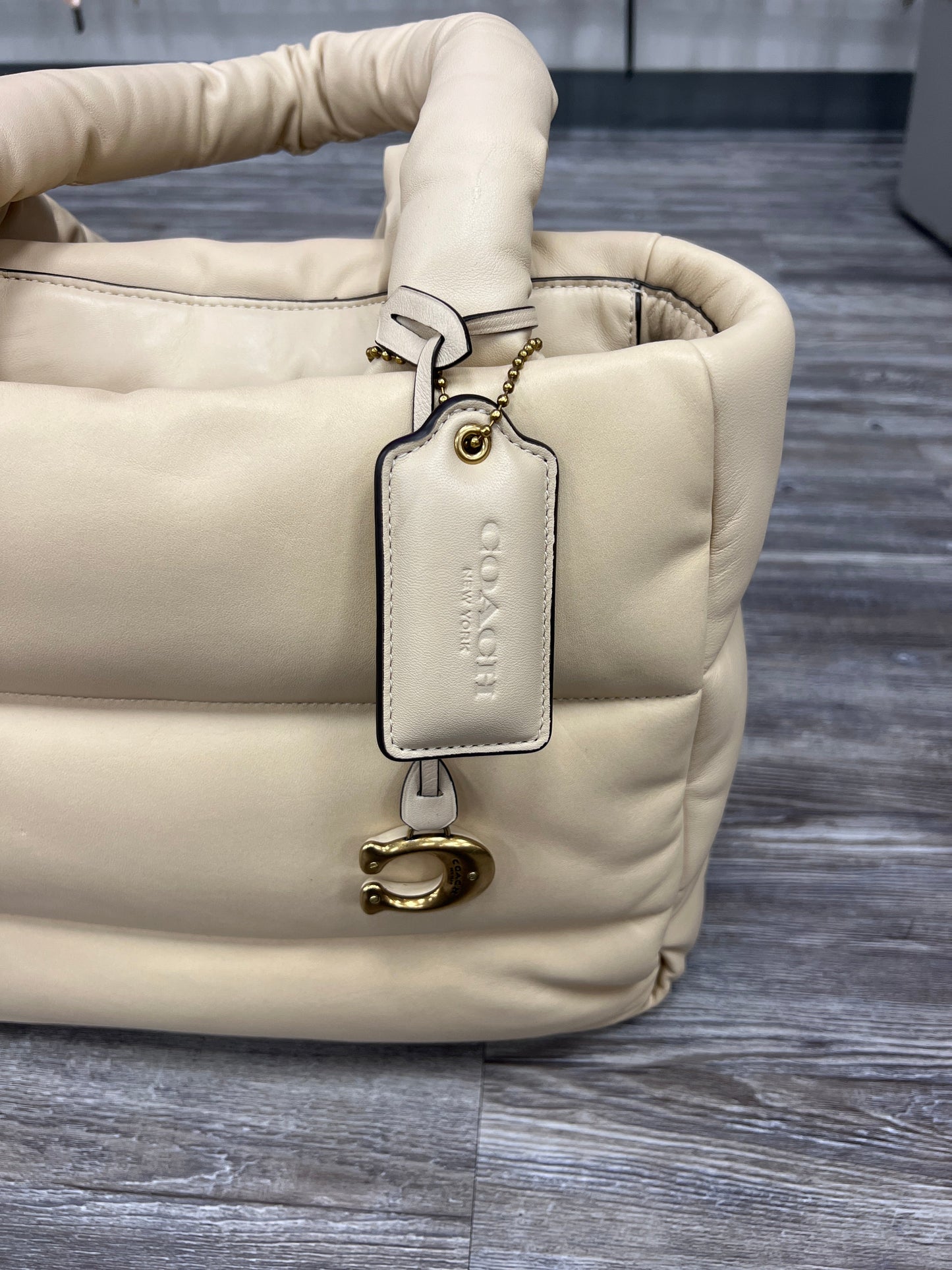 Handbag Designer By Coach Size: Large