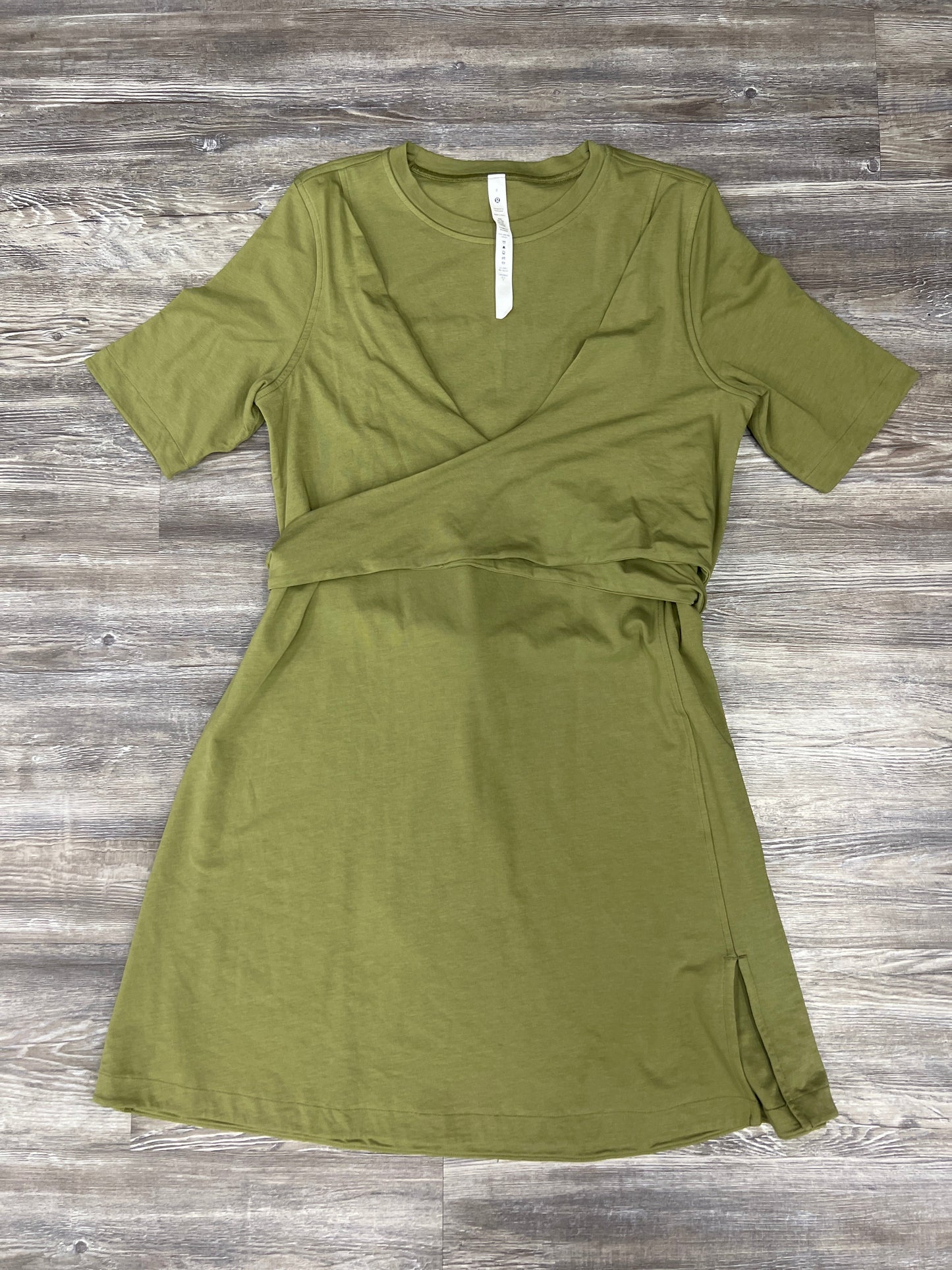Dress Casual Short By Lululemon Size: 8
