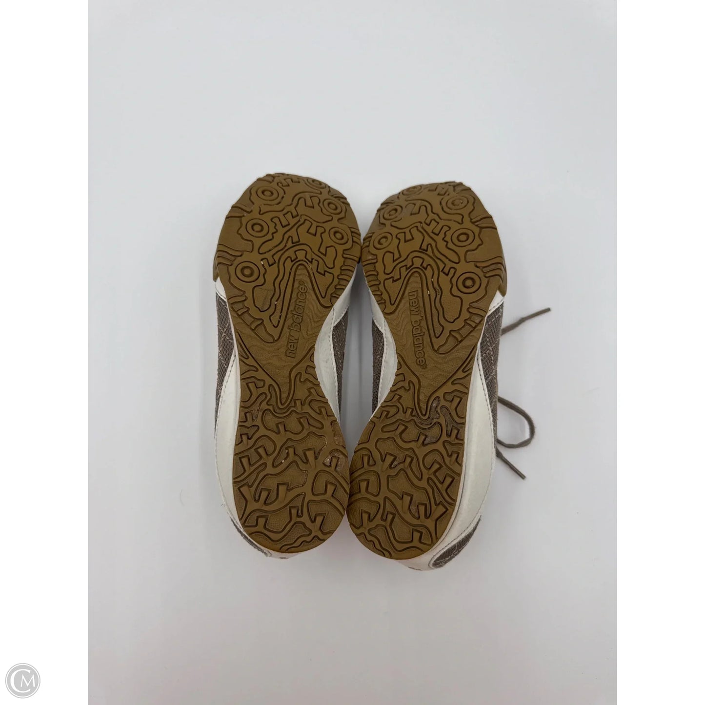 Shoes Sneakers By New Balance In Brown & White, Size: 8