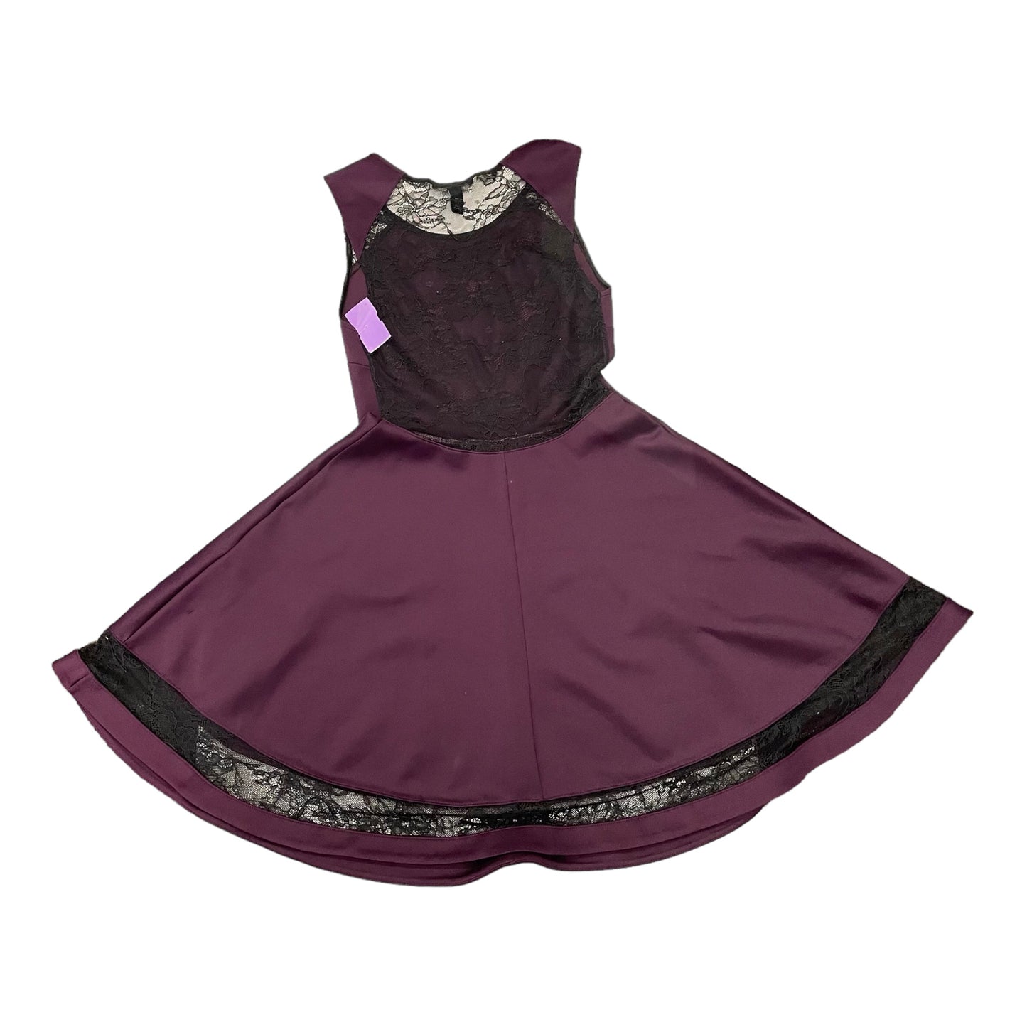 Dress Casual Short By Forever 21 Size: M