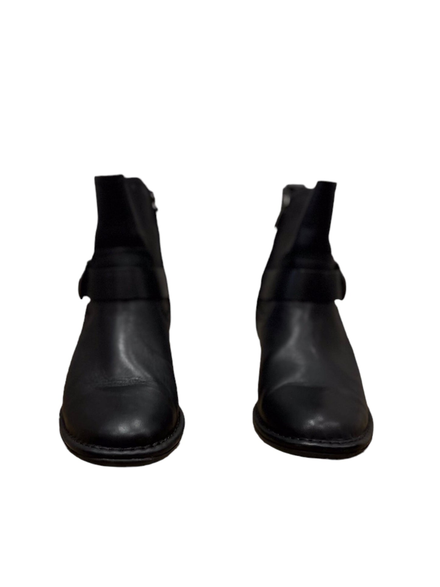 Boots Ankle Heels By Ugg Size: 7.5