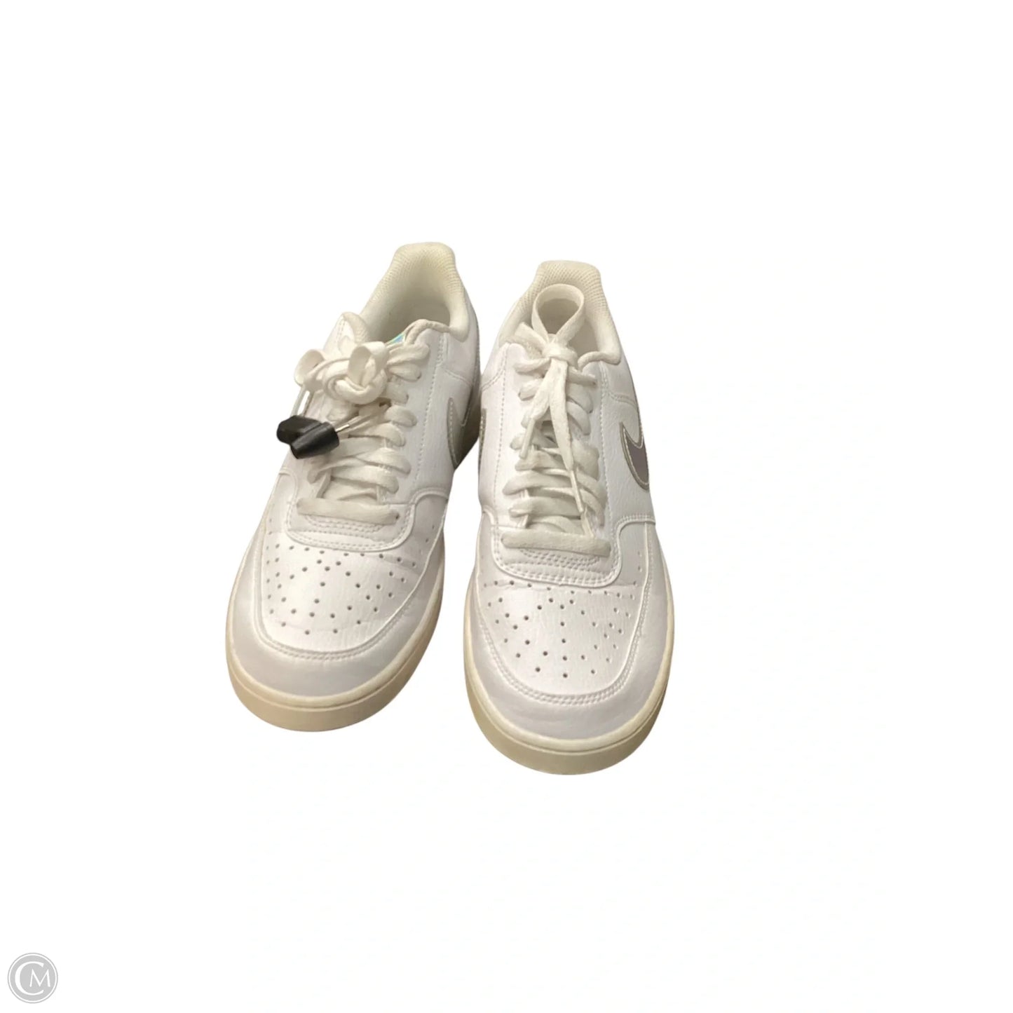 Shoes Sneakers By Nike In White, Size: 9
