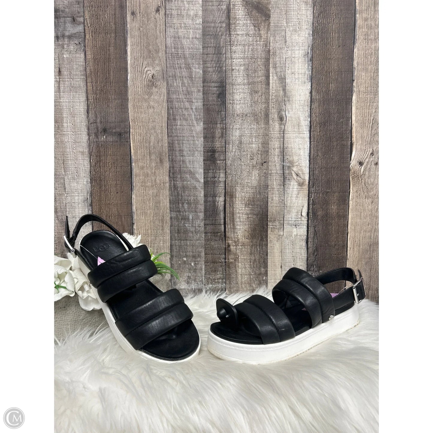 Sandals Designer By Ugg In Black, Size: 8.5