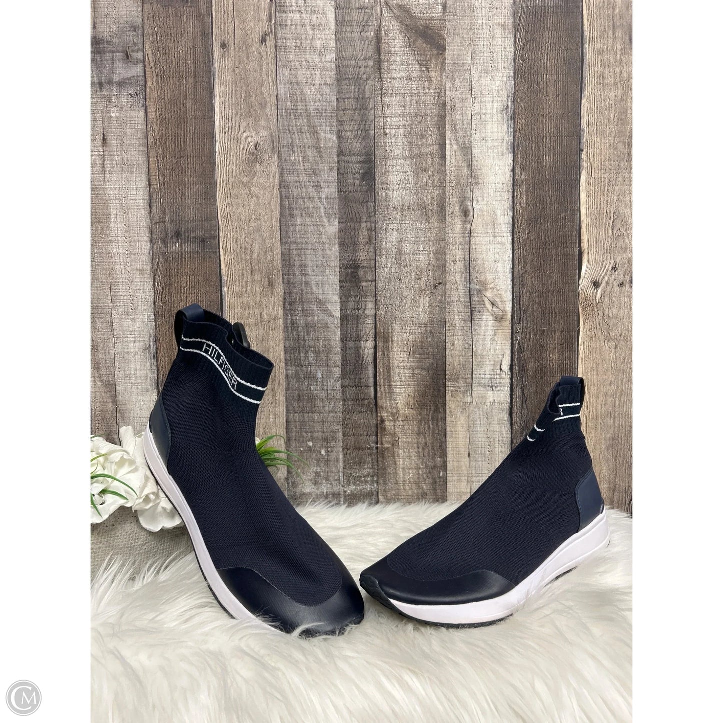 Shoes Sneakers By Tommy Hilfiger In Navy, Size: 11