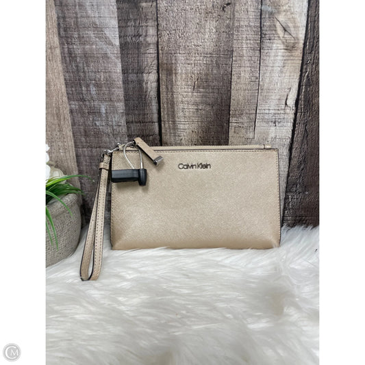 Wristlet By Calvin Klein, Size: Medium
