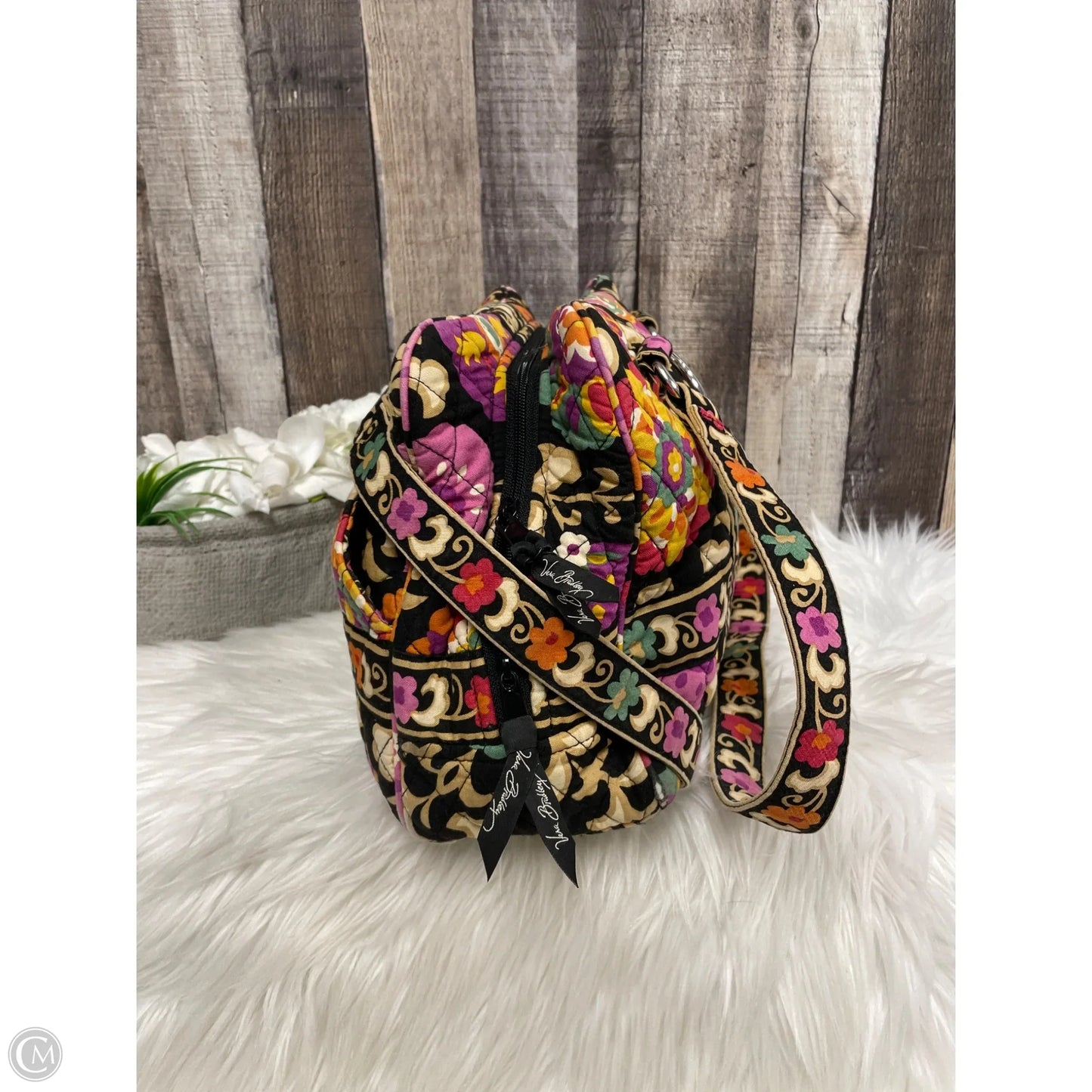 Handbag By Vera Bradley, Size: Medium