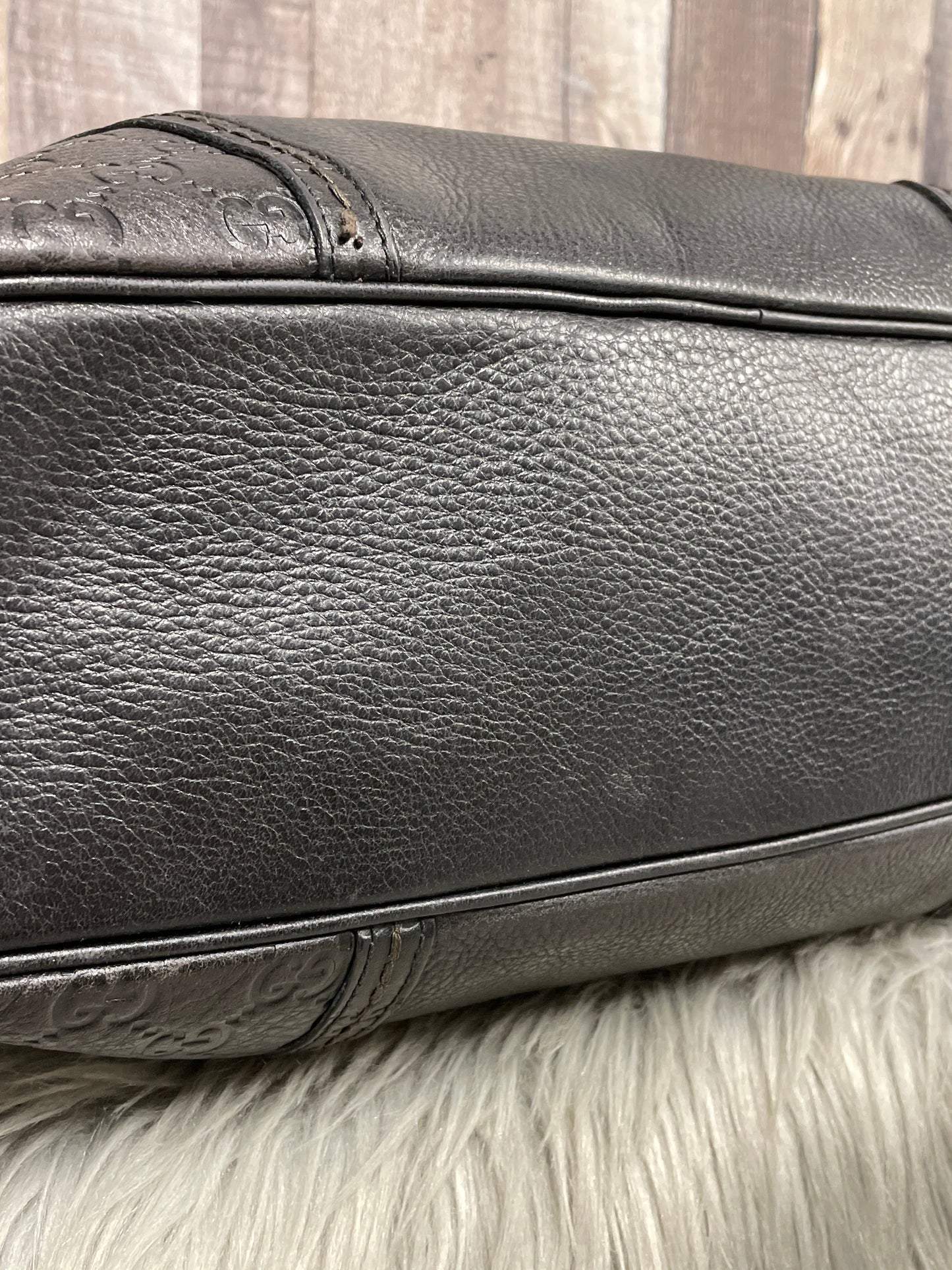 Handbag Luxury Designer By Gucci, Size: Large