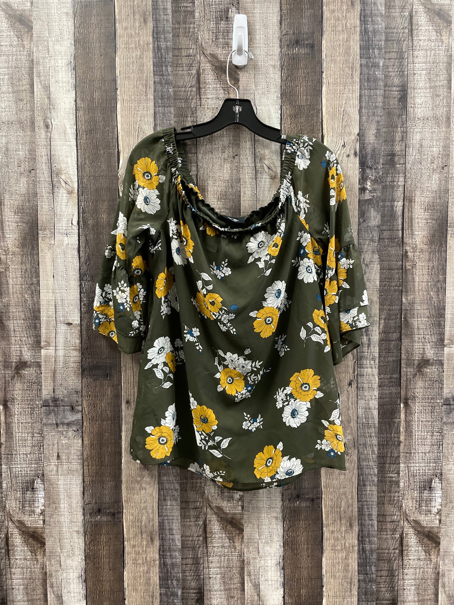 Blouse 3/4 Sleeve By Agb Size: M