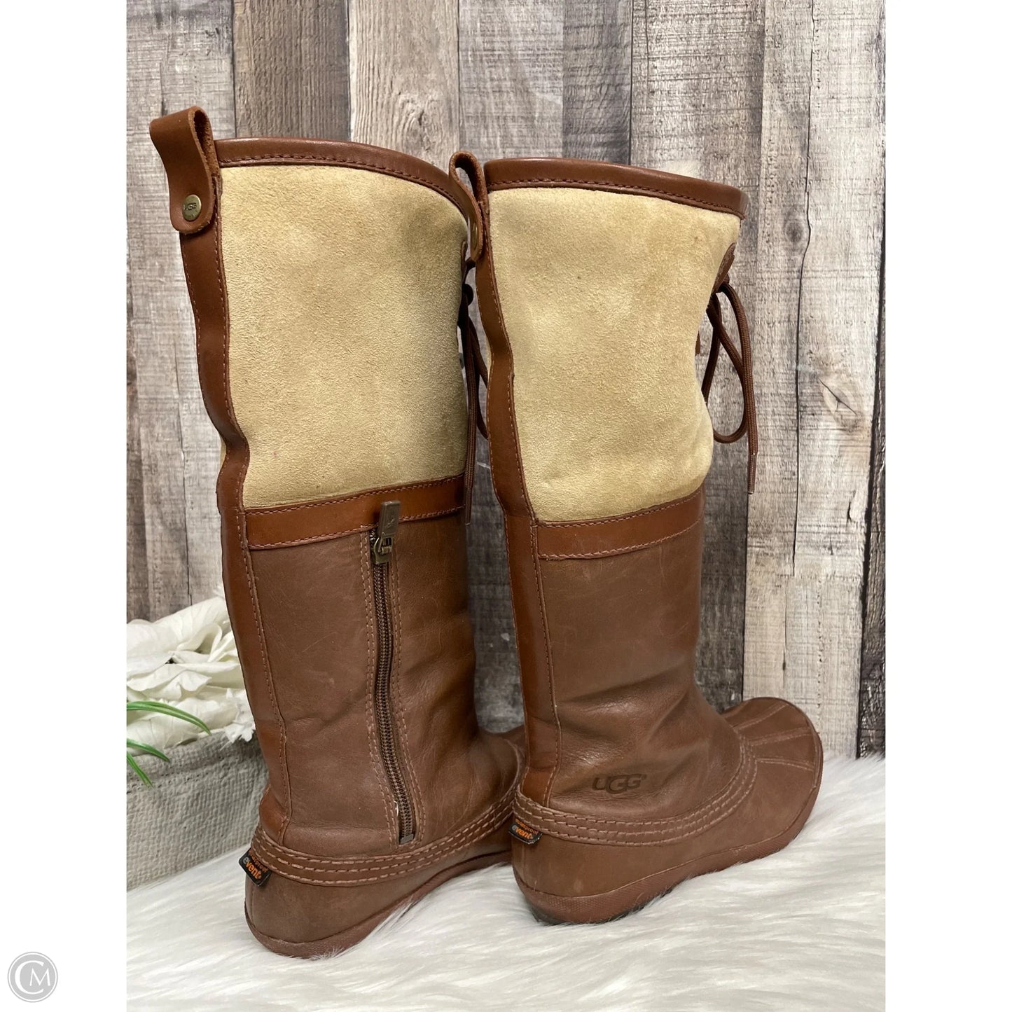Boots Designer By Ugg In Brown, Size: 6.5