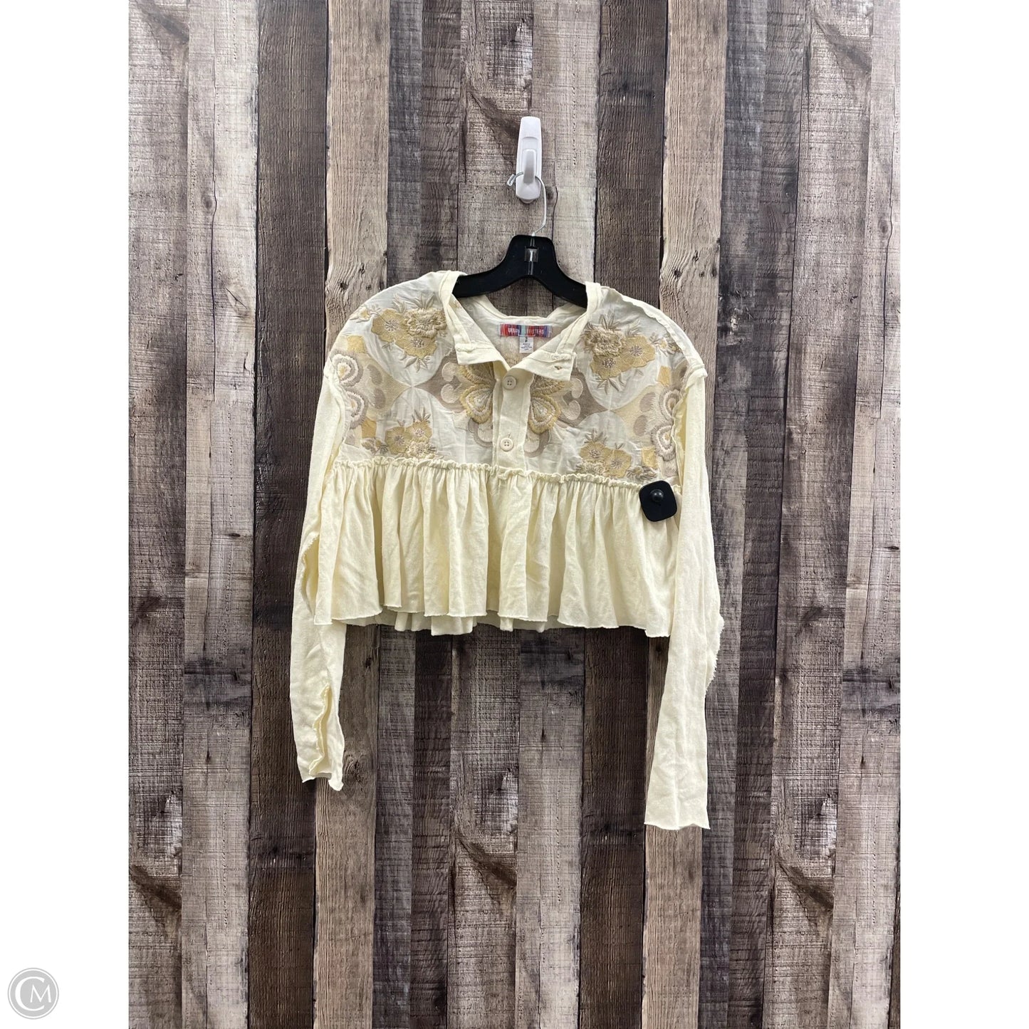 Top Long Sleeve By Urban Outfitters In Cream, Size: S