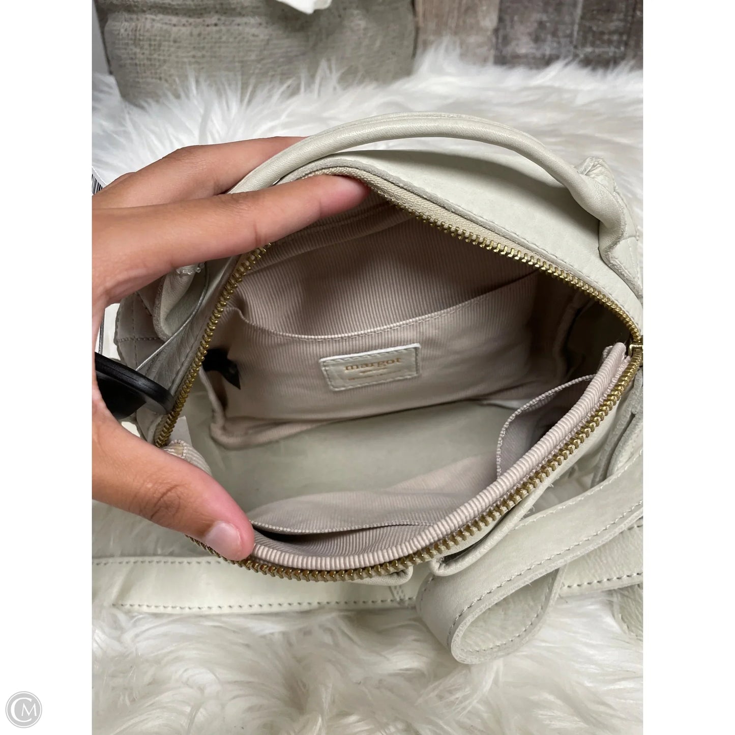 Crossbody Leather By Margot, Size: Medium