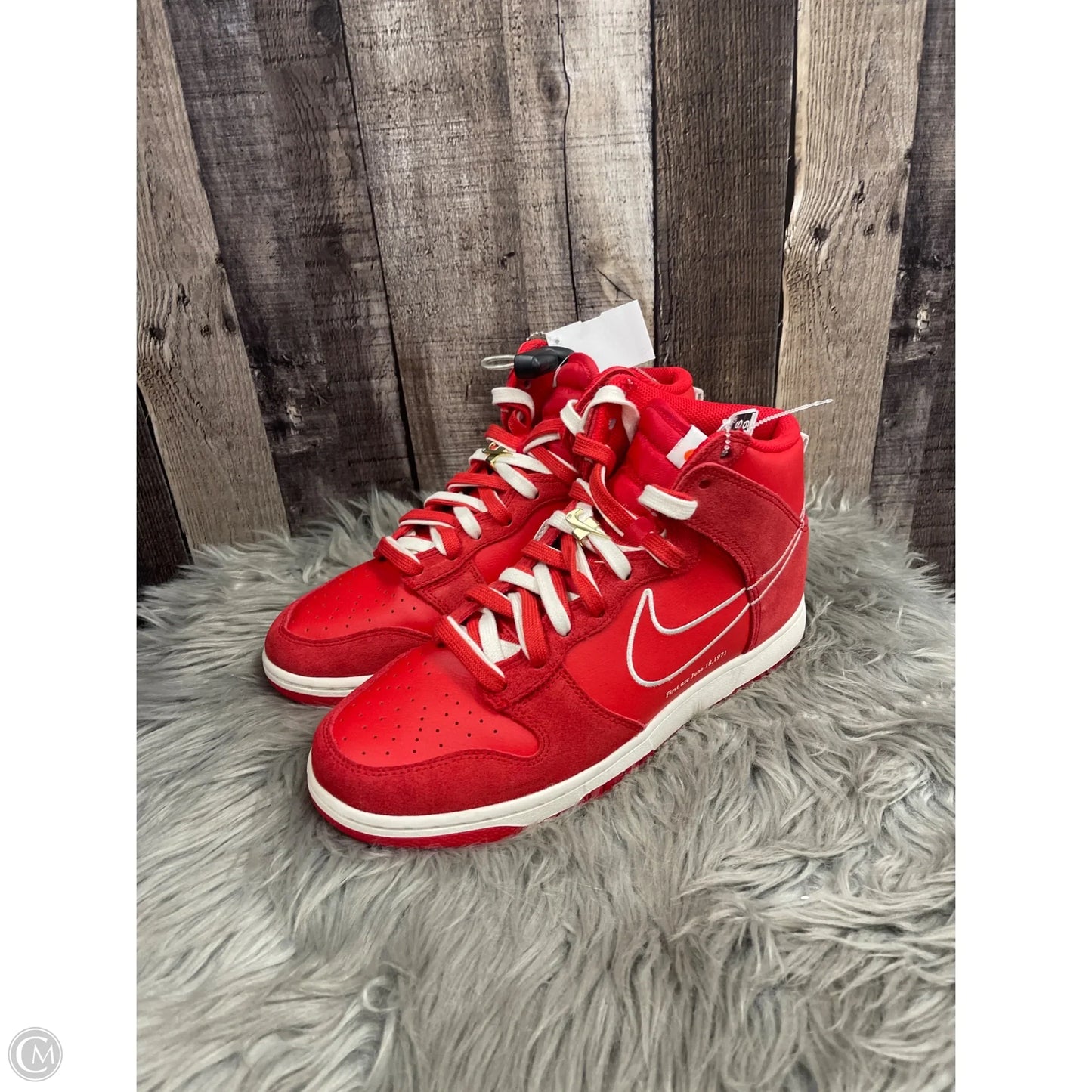 Shoes Athletic By Nike In Red, Size: 10.5