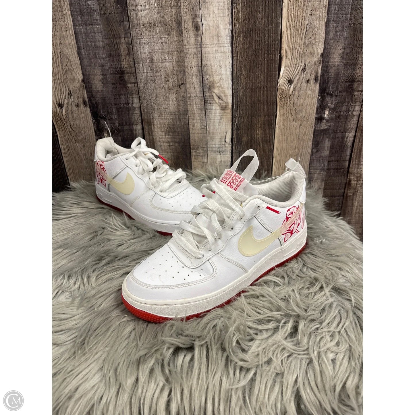 Shoes Athletic By Nike In Red & White, Size: 8.5