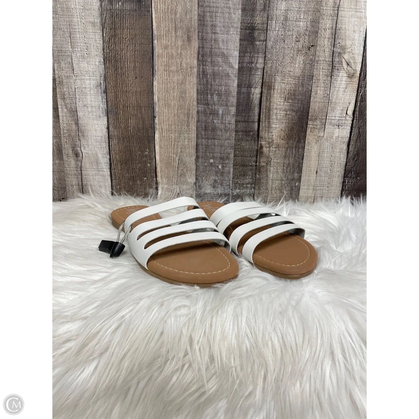 Sandals Flats By Corkys In White, Size: 10