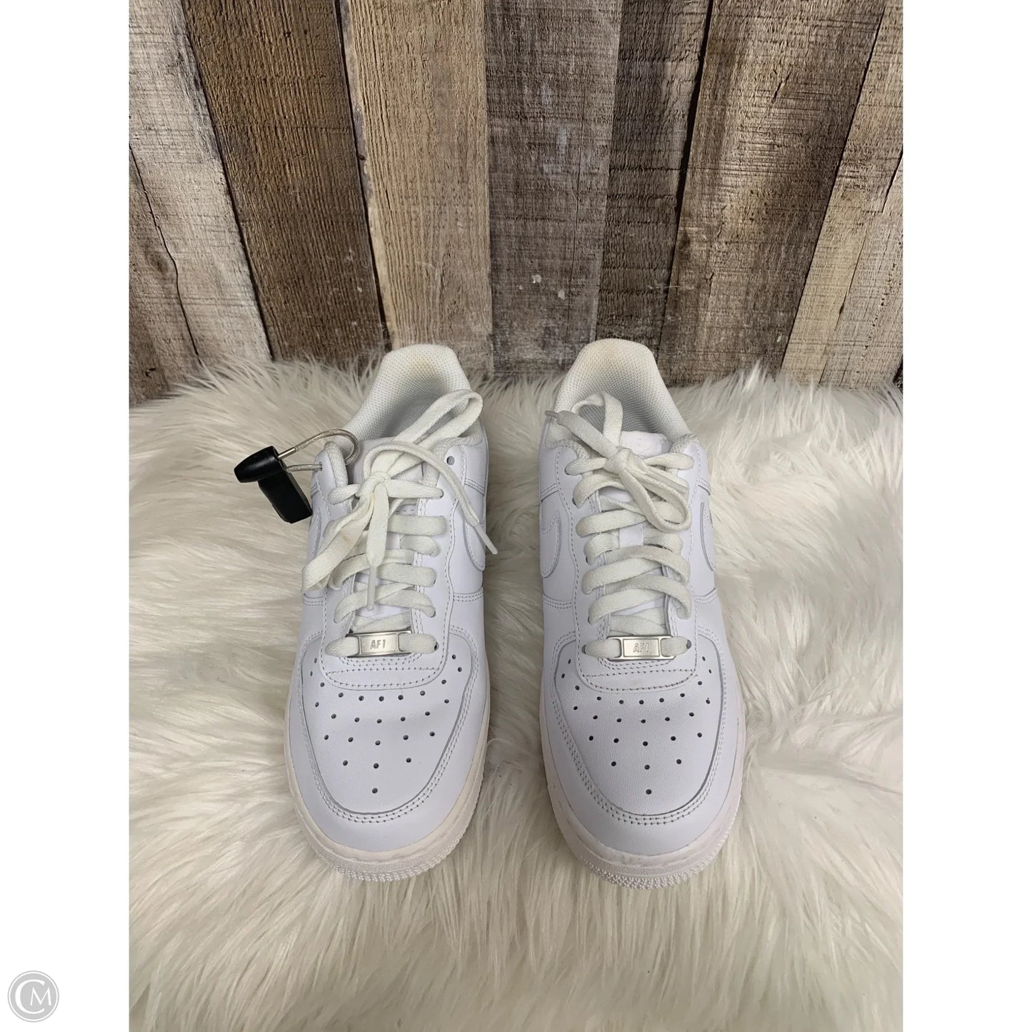 Shoes Athletic By Nike In White, Size: 7.5