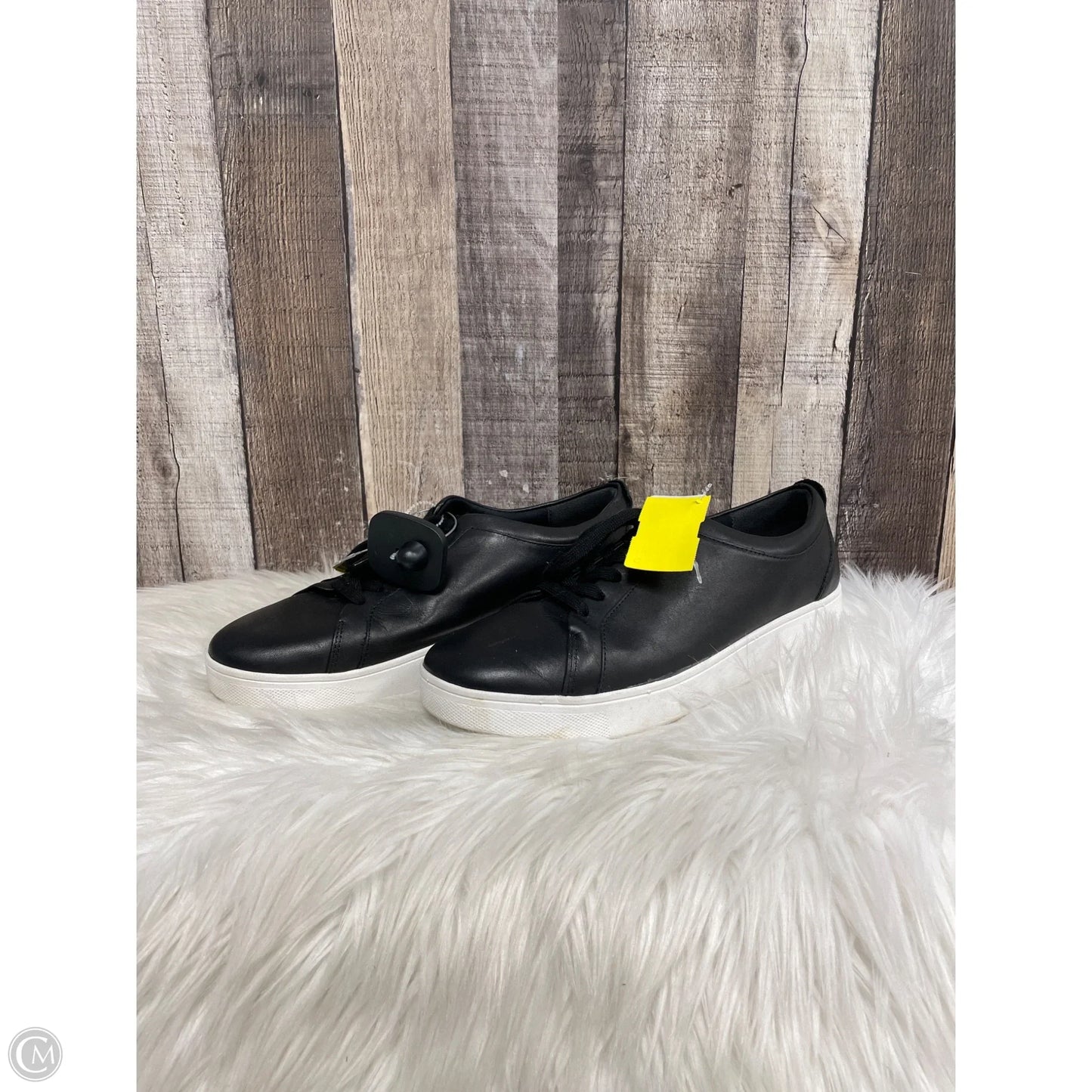 Shoes Flats By Fitflop In Black, Size: 8.5