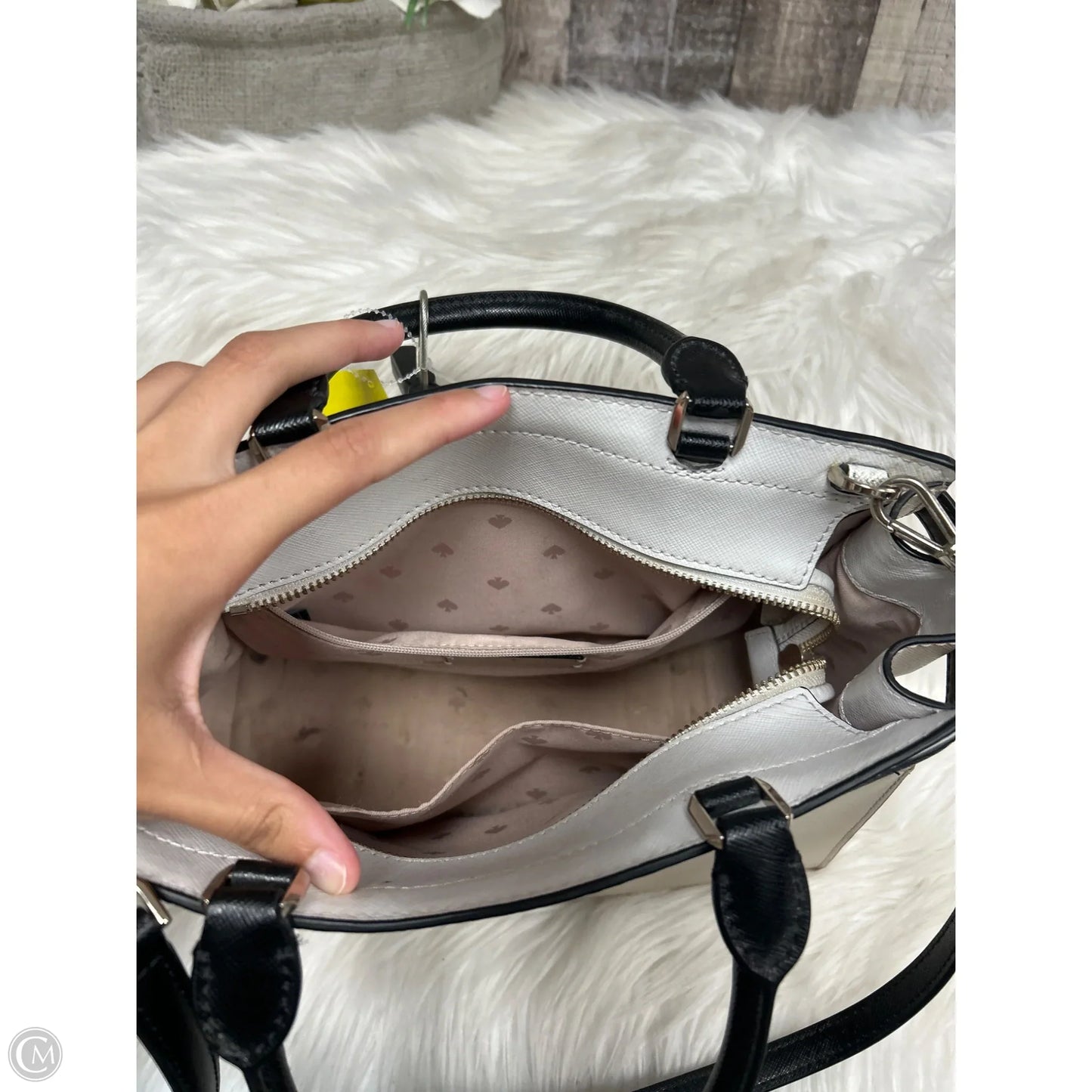Crossbody Designer By Kate Spade, Size: Medium