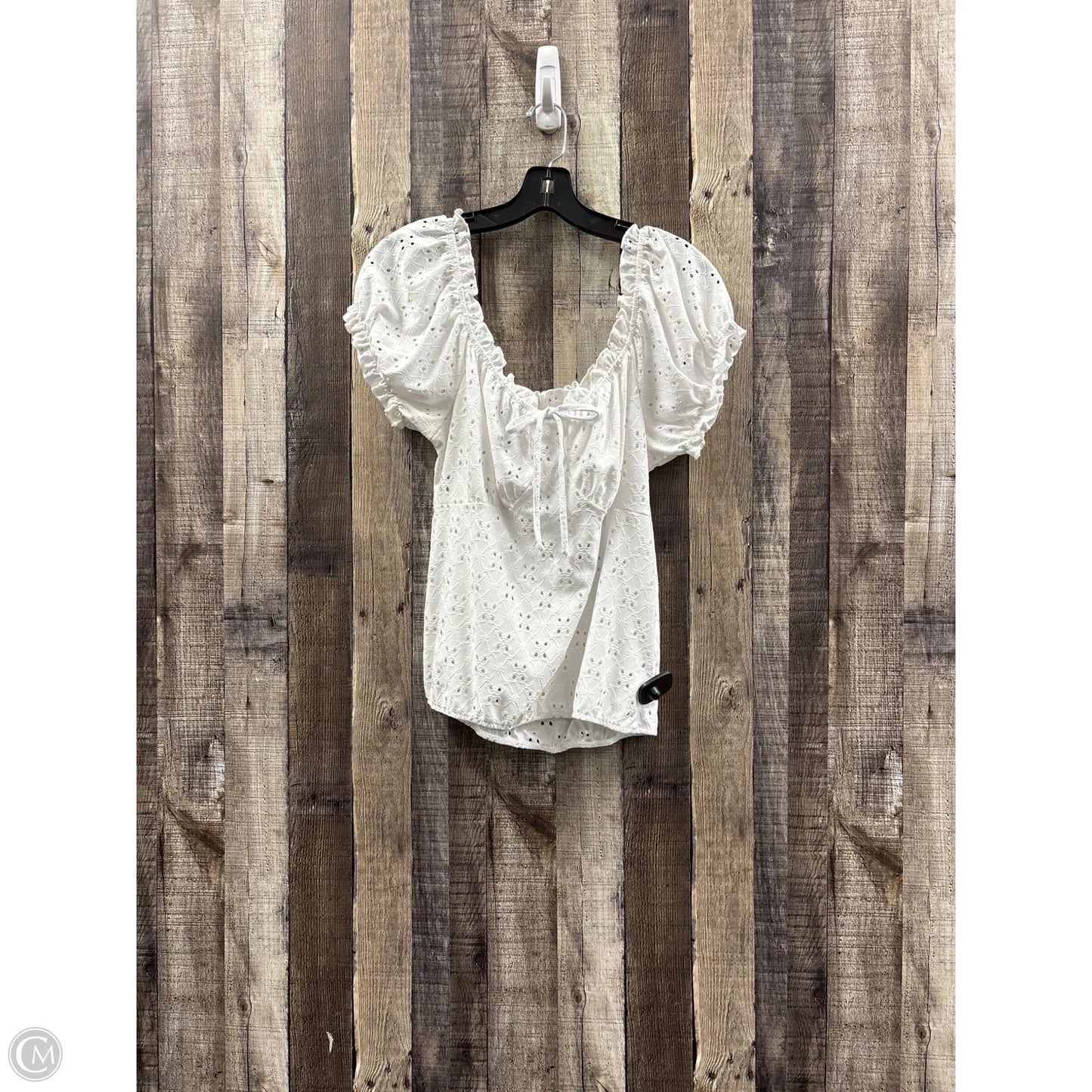 Top Short Sleeve By Wrapper In White, Size: Xl