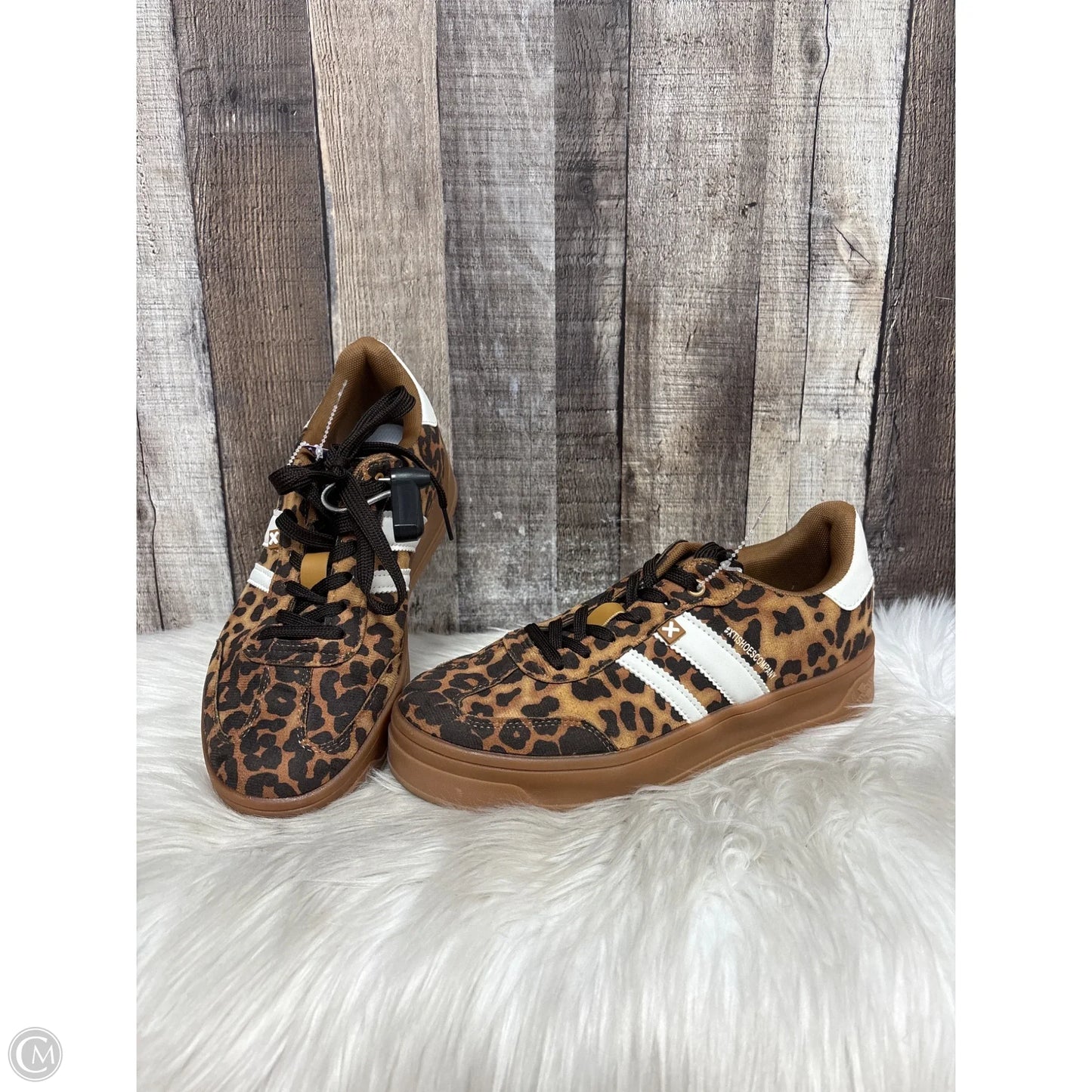 Shoes Sneakers By Cme In Animal Print, Size: 9