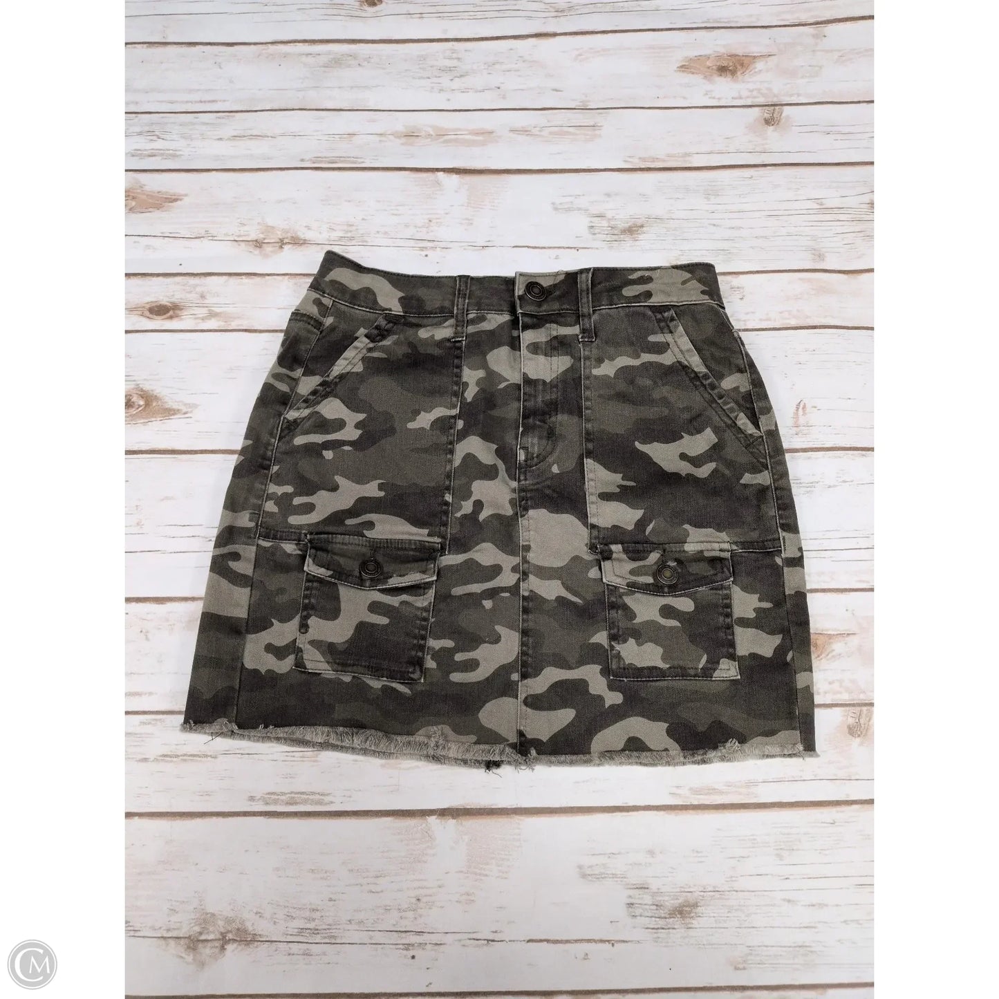 Skirt Mini & Short By So In Camouflage Print, Size: 6