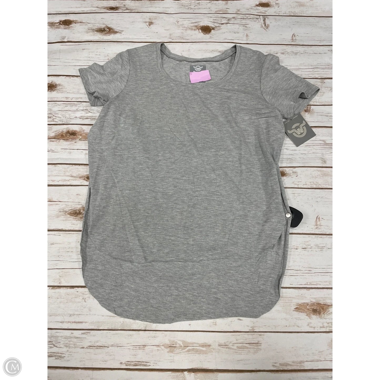 Top Short Sleeve By Cme In Grey, Size: M
