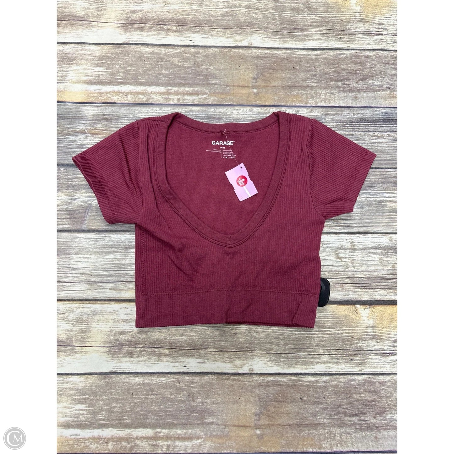 Top Short Sleeve By Garage In Maroon, Size: Xs