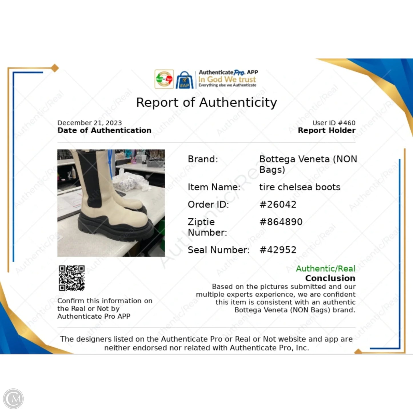 Boots Luxury Designer By Bottega Veneta In Cream, Size: 7