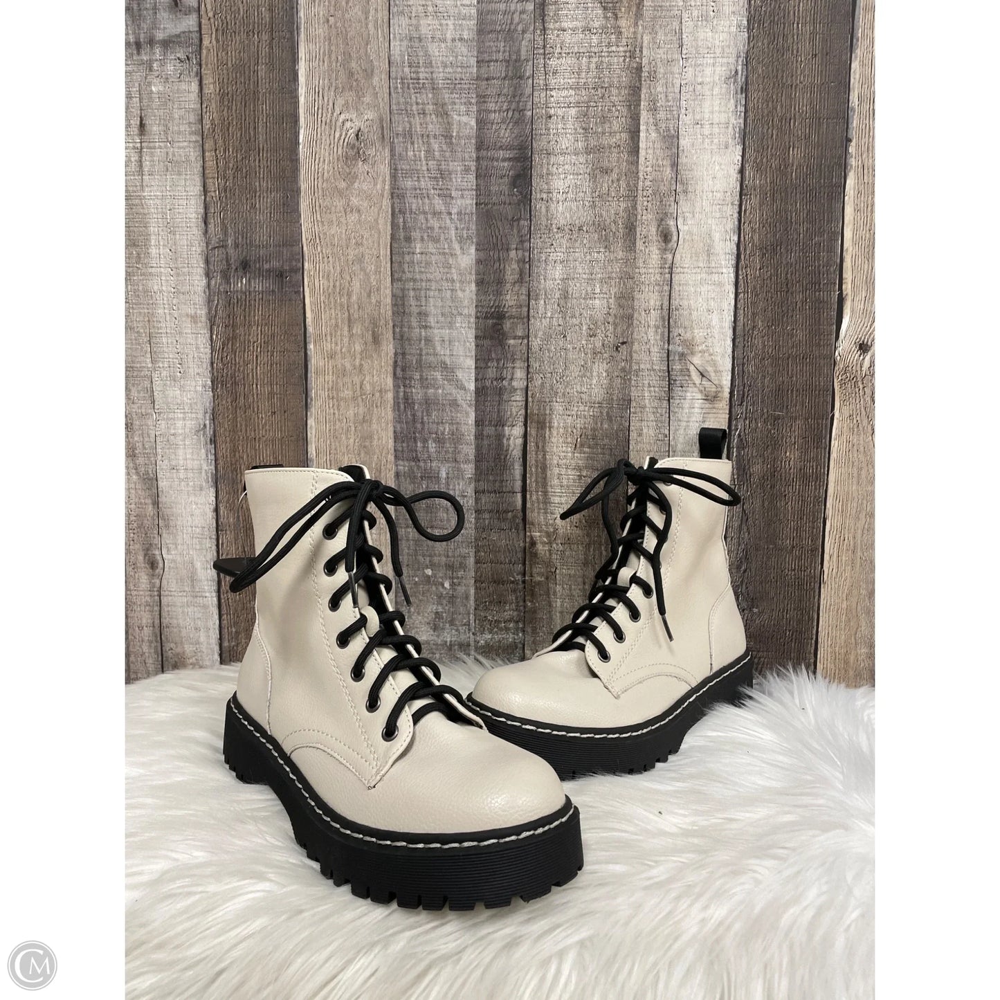 Boots Ankle Flats By Sincerely Jules In Tan, Size: 8.5