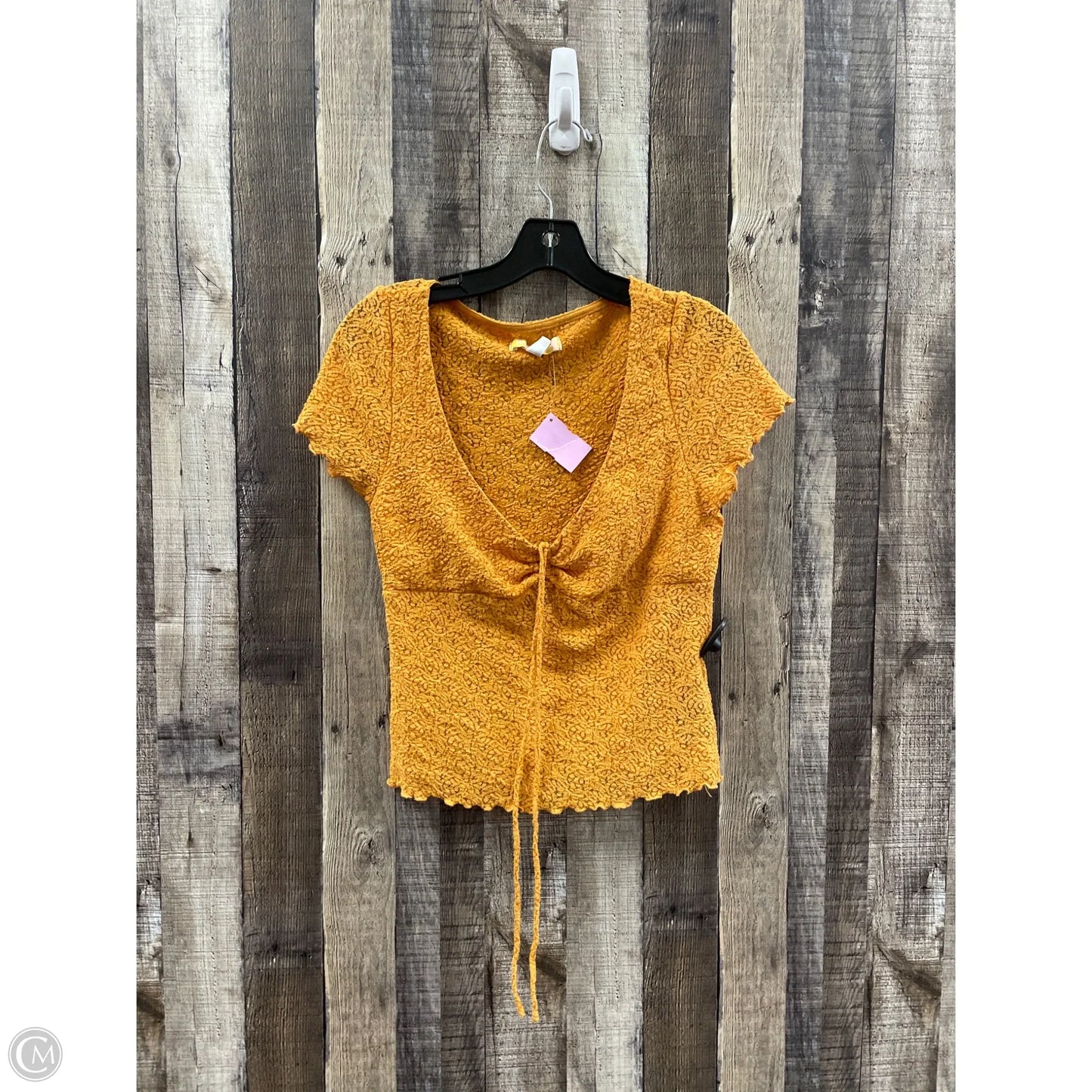Top Short Sleeve By Urban Outfitters In Orange, Size: L