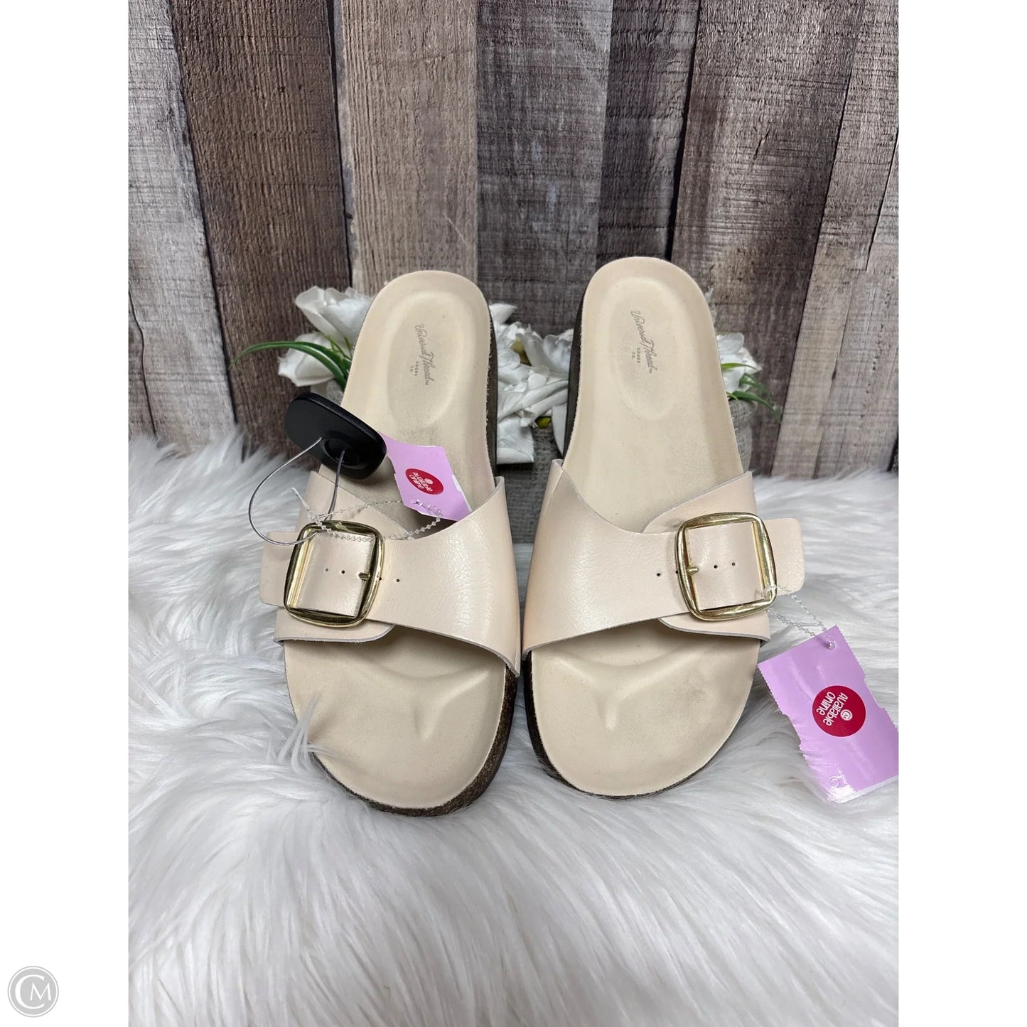 Sandals Flats By Universal Thread In Cream, Size: 10