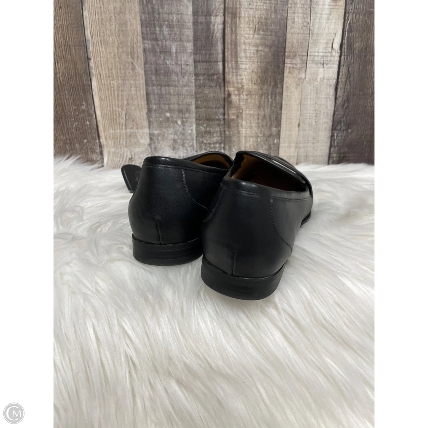 Shoes Flats By Kelly And Katie In Black & White, Size: 7