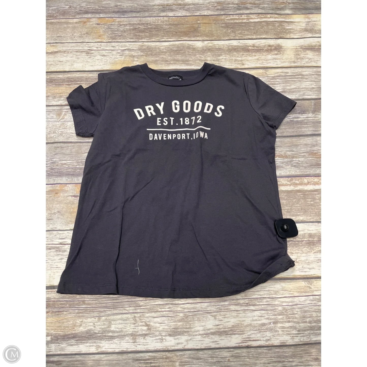 Top Short Sleeve Basic By Originality In Grey, Size: M