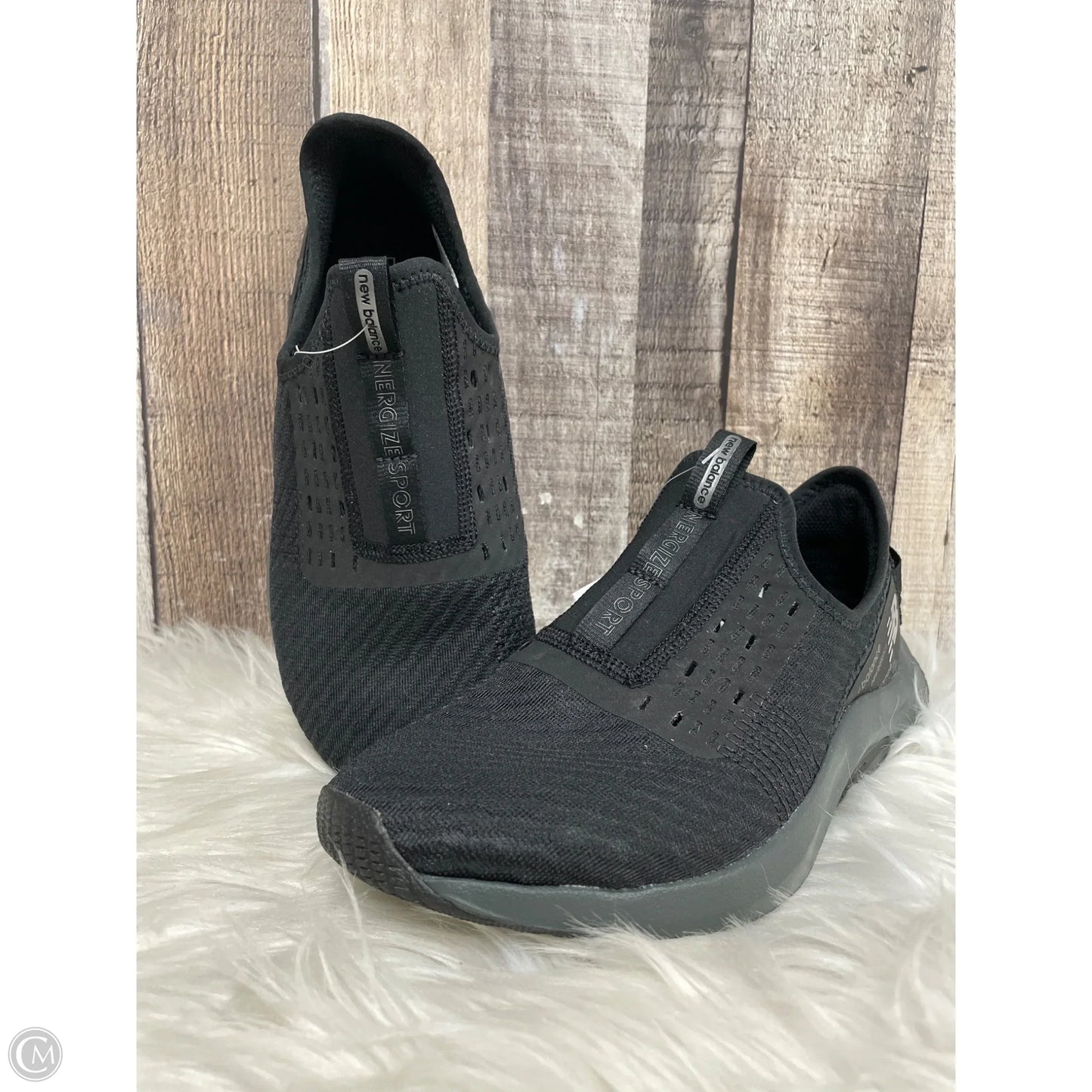 Shoes Athletic By New Balance In Black, Size: 8.5