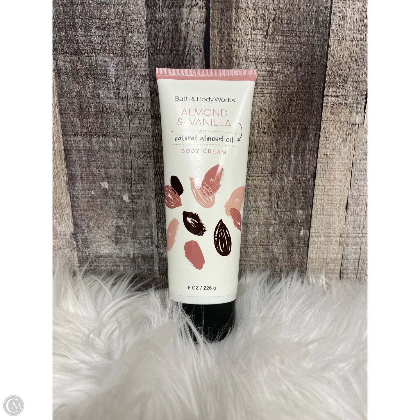 Accessory Label By Bath And Body Works, Size: Large