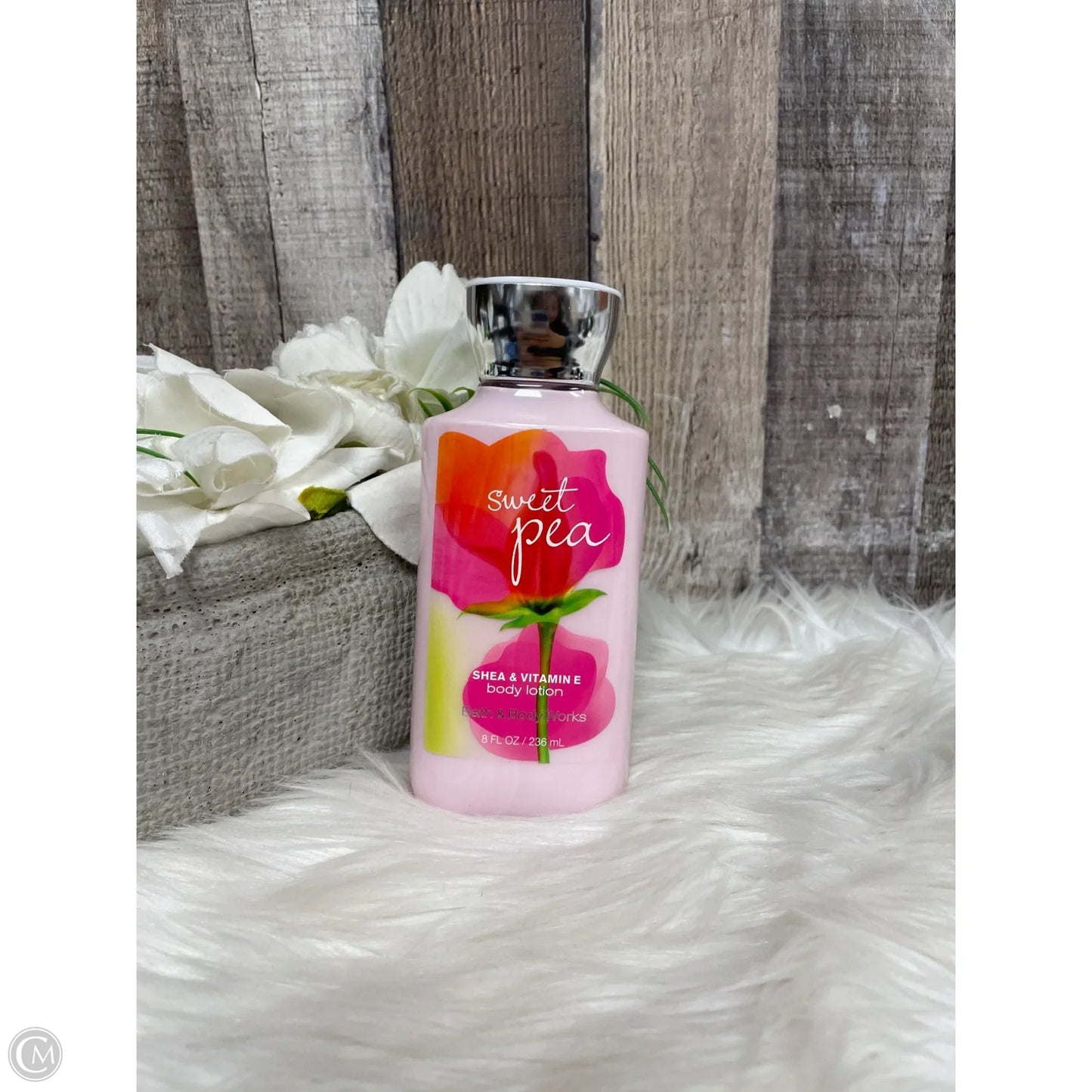 Accessory Label By Bath And Body Works, Size: Medium