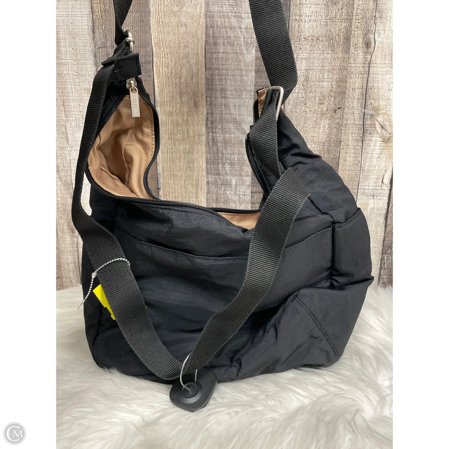 Crossbody By Baggallini, Size: Medium