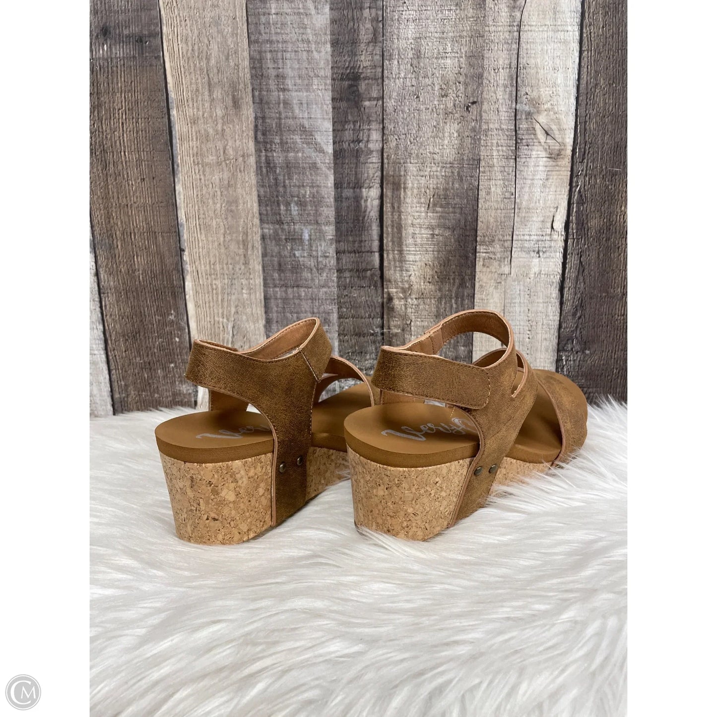 Sandals Heels Wedge By Very G In Tan, Size: 8