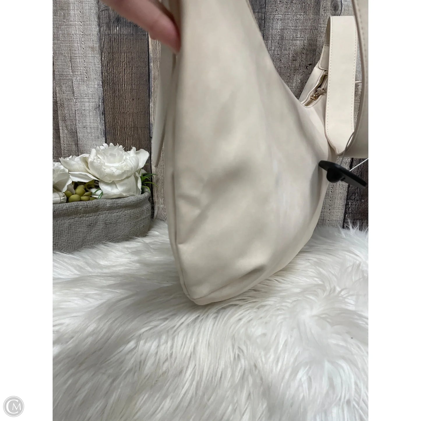 Handbag By Universal Thread, Size: Large