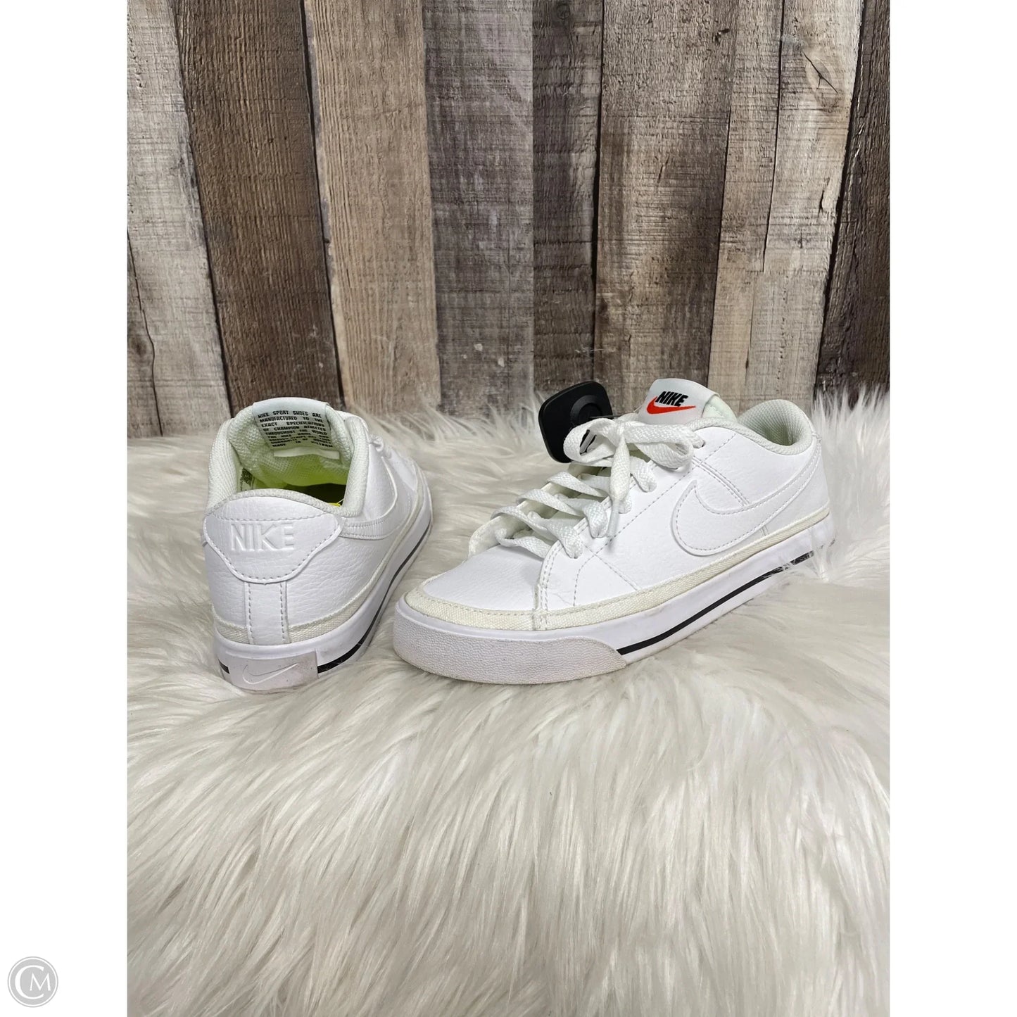 Shoes Athletic By Nike In White, Size: 7