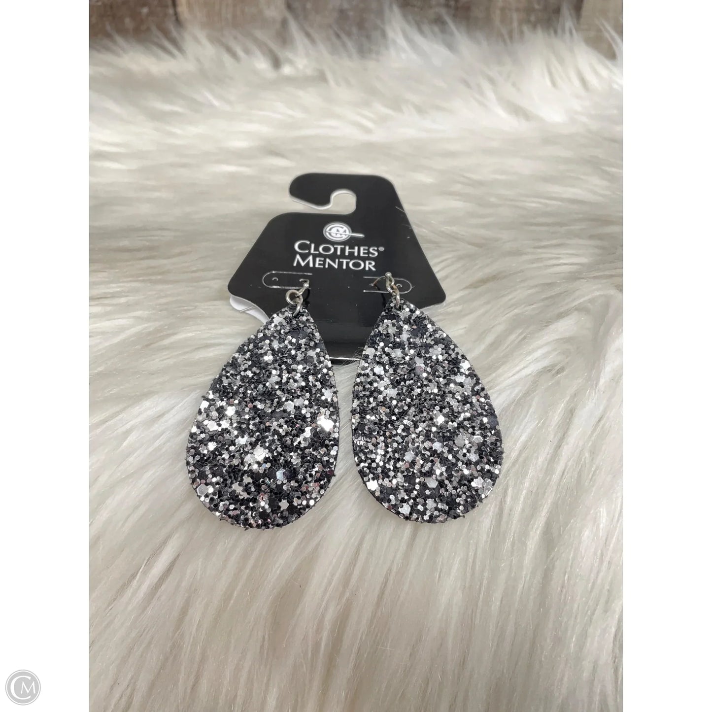 Earrings Dangle/drop By Cmf