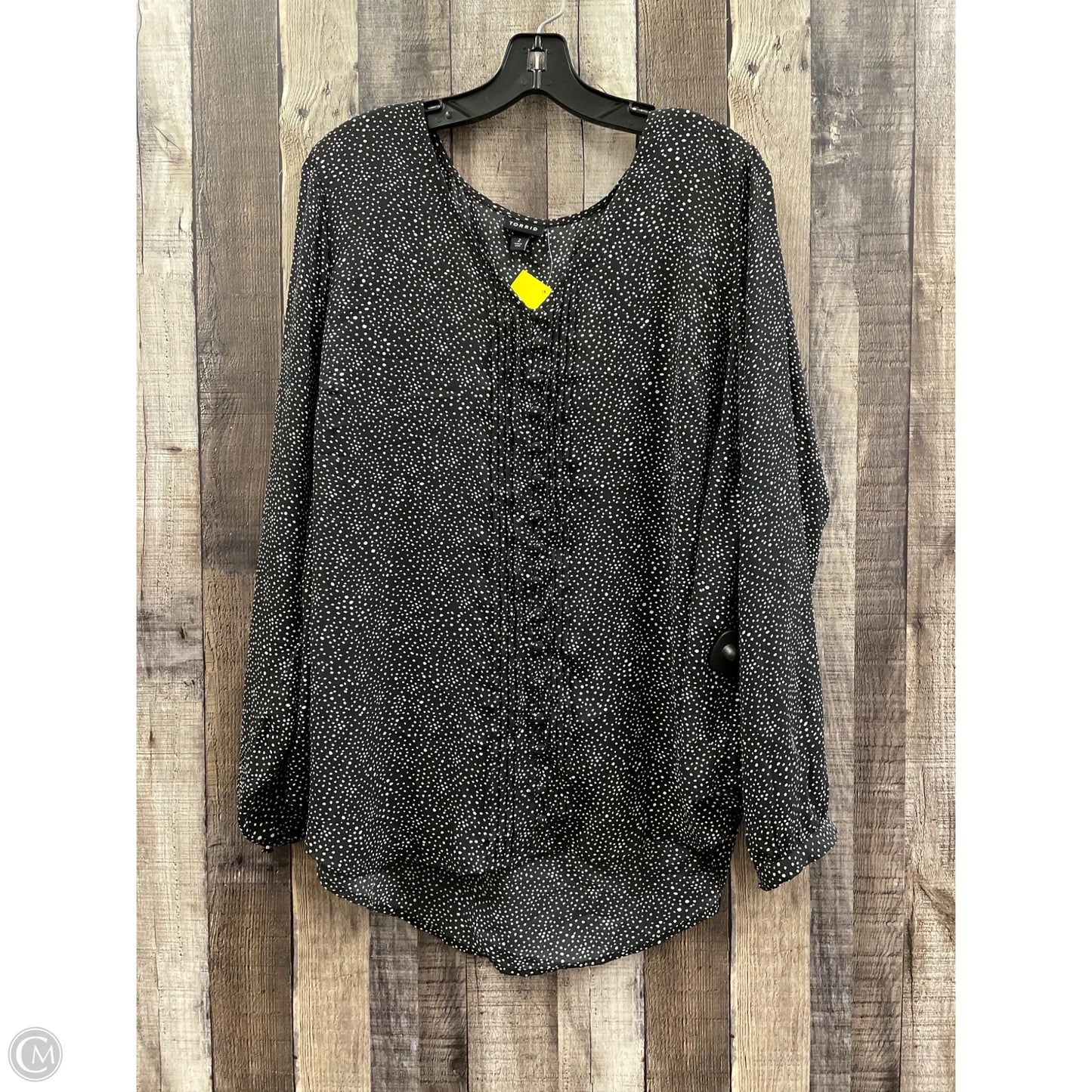 Top Long Sleeve By Torrid In Black & White, Size: 2x