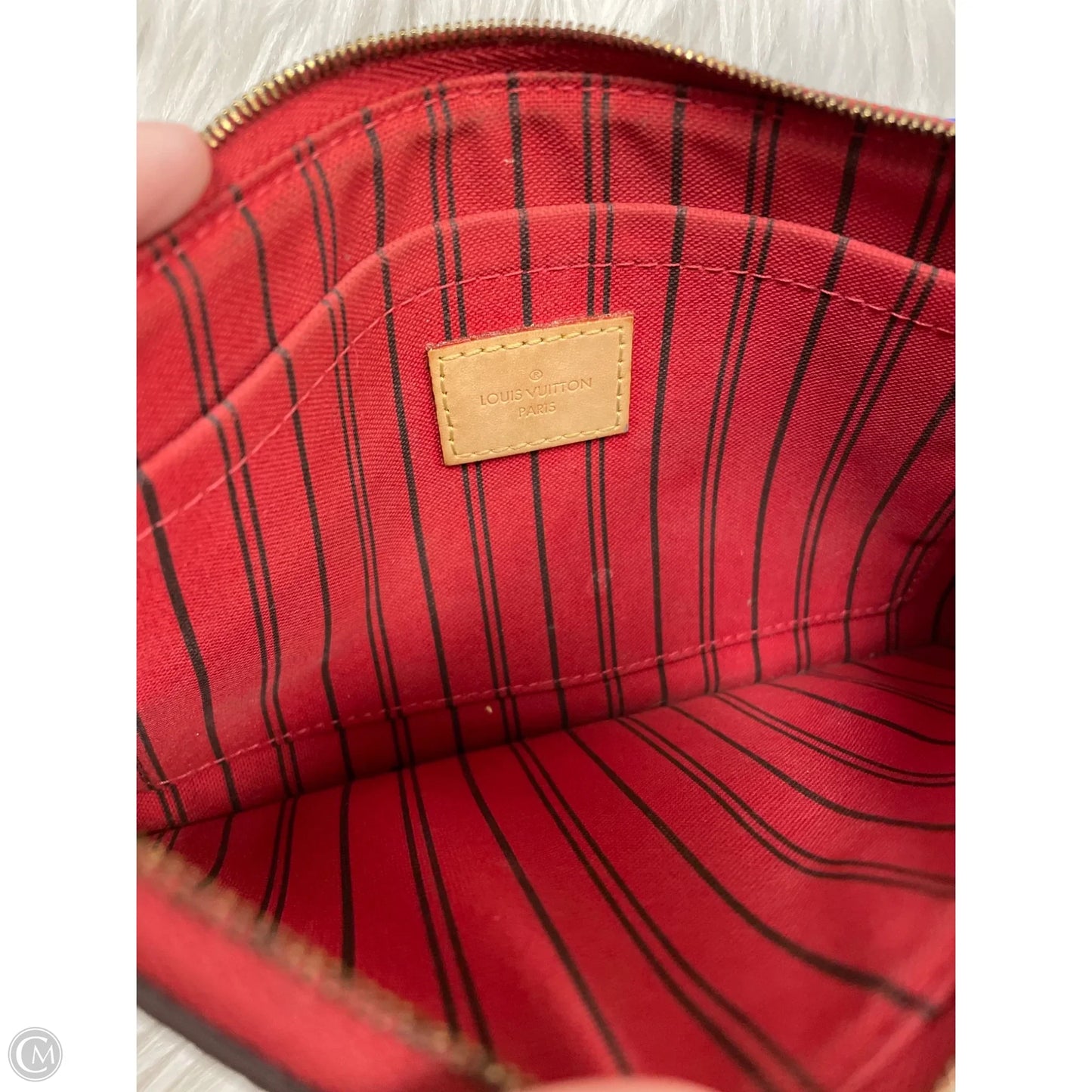 Wristlet Luxury Designer By Louis Vuitton, Size: Medium