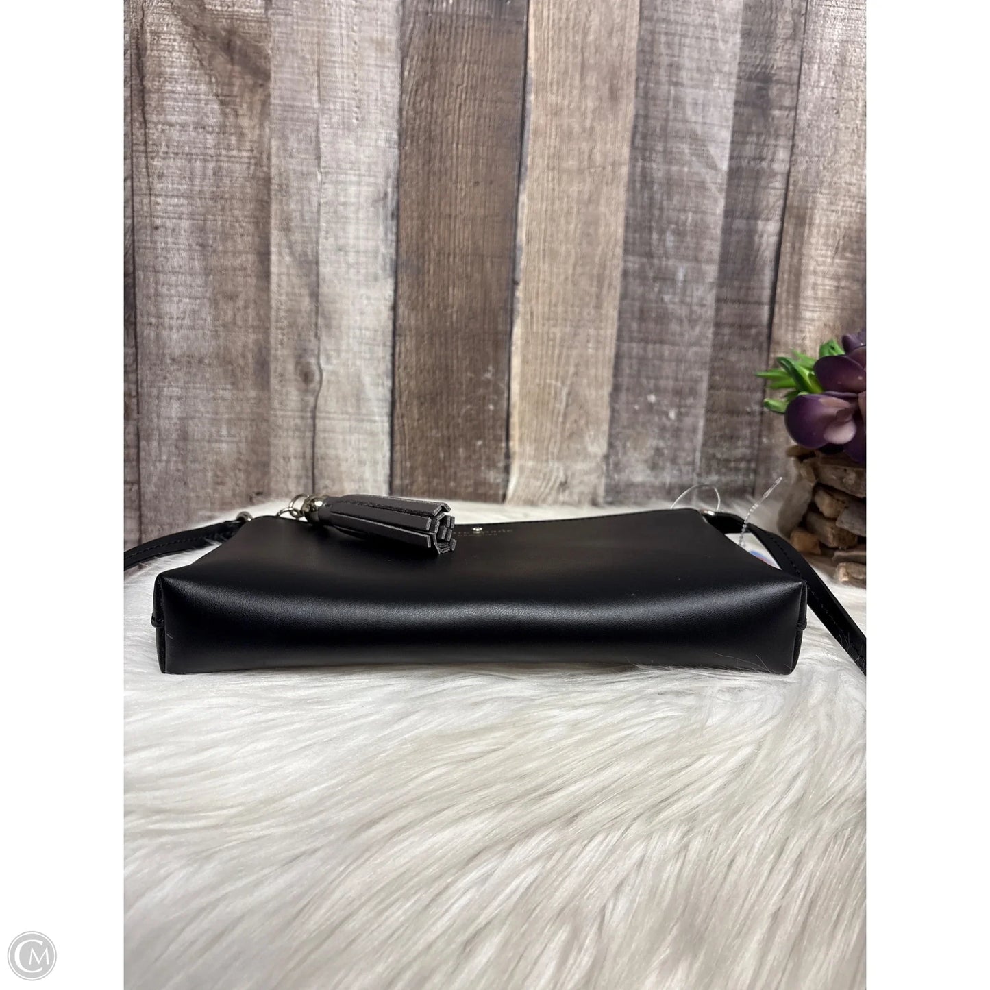 Crossbody Designer By Kate Spade, Size: Medium