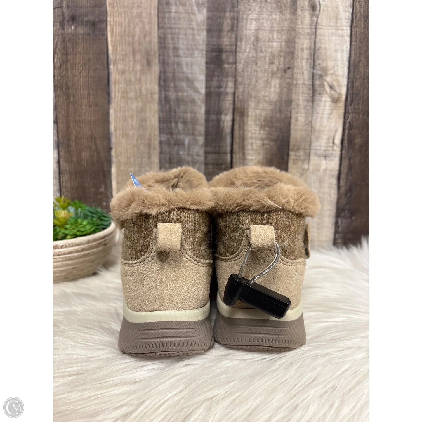 Boots Ankle Flats By Skechers In Tan, Size: 8