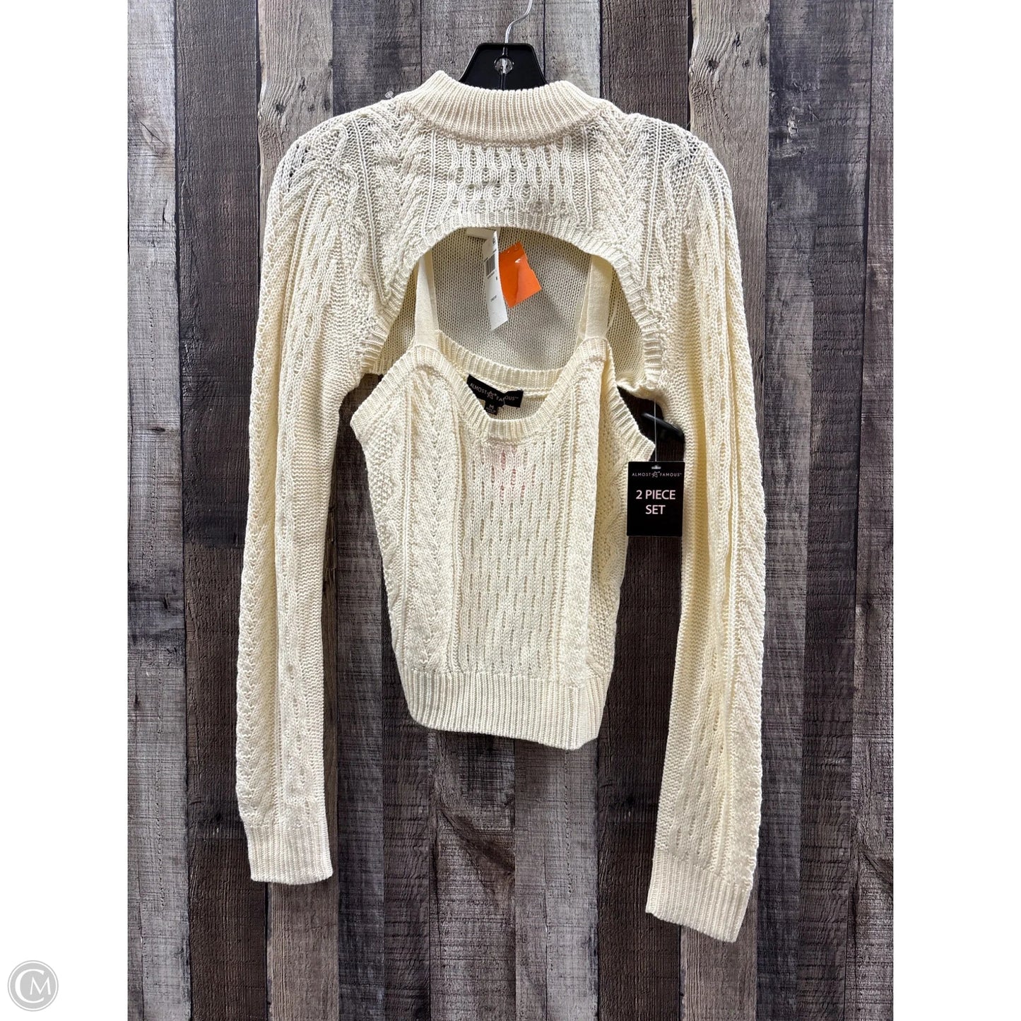 Sweater By Almost Famous In Ivory, Size: M