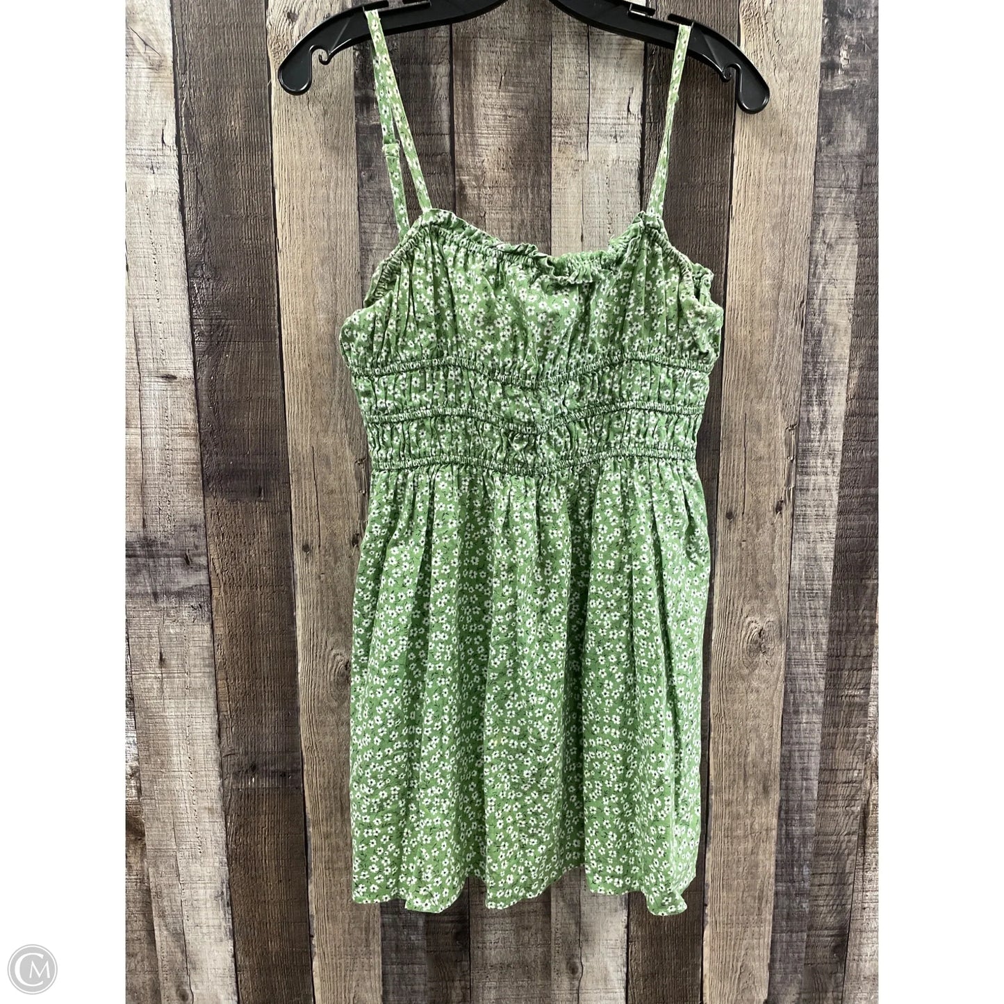 Dress Casual Short By Wild Fable In Green & White, Size: S