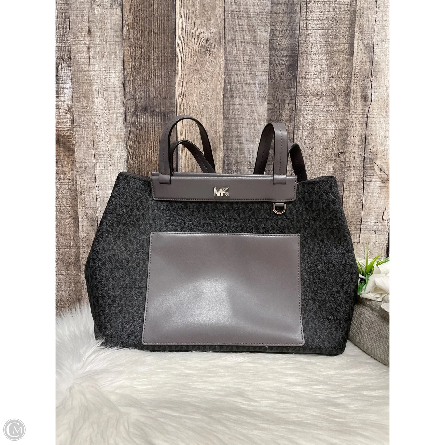 Handbag Designer By Michael Kors, Size: Medium